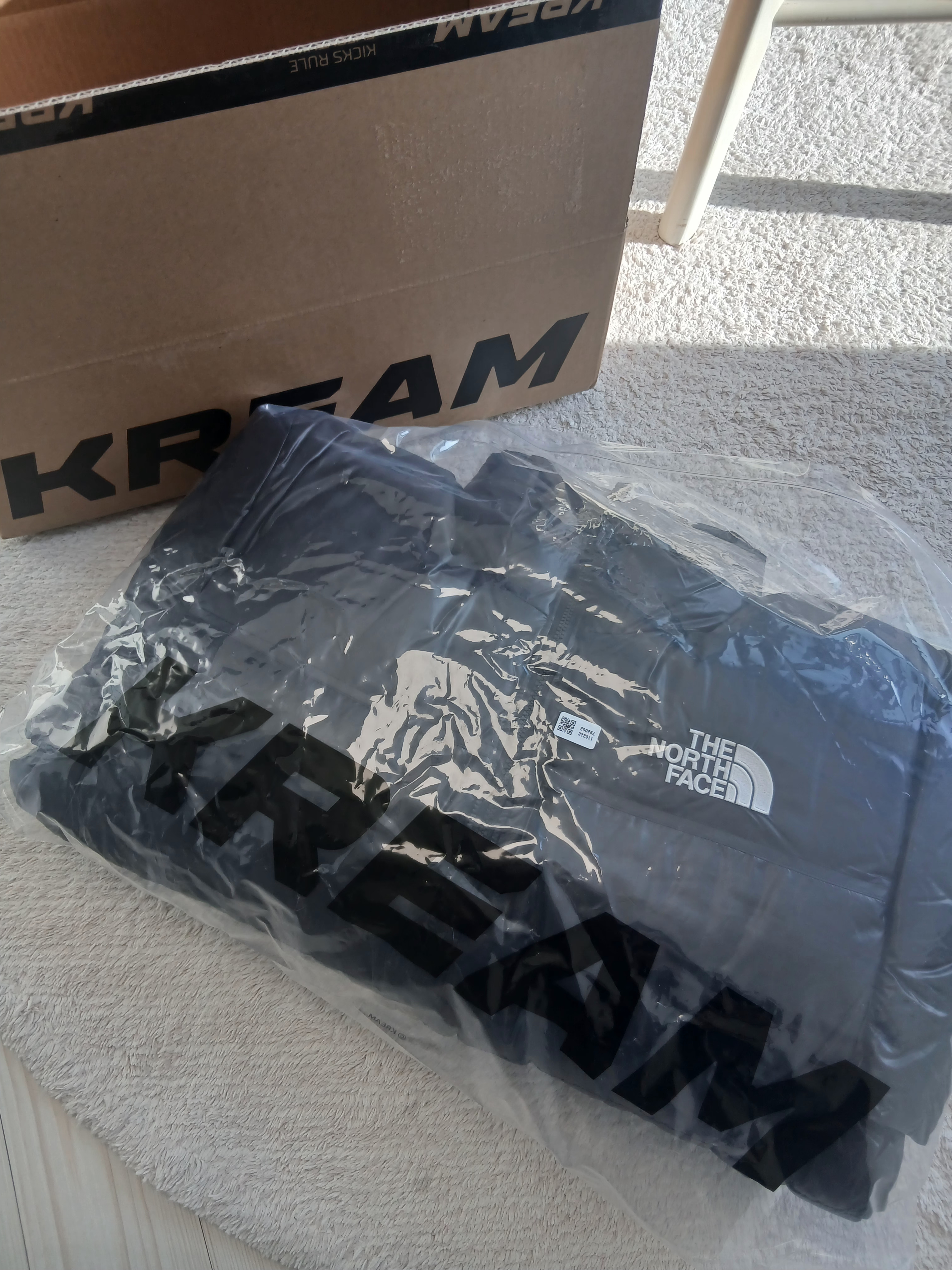 The North Face Quantum Nuptse RDS Jacket Black 착용 스타일 - 3