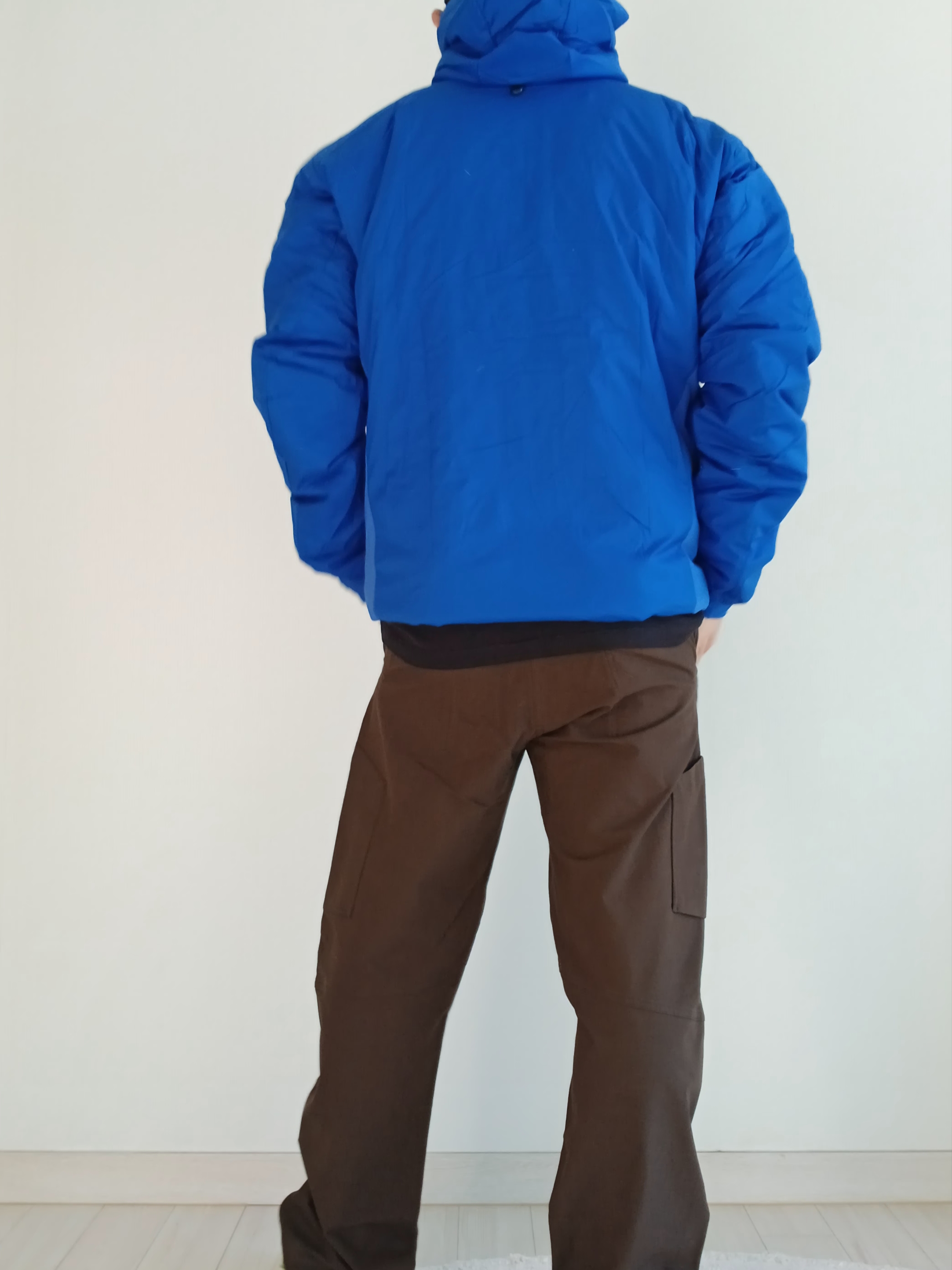 Arc'teryx Atom SV Hoody Vitality, Arc'teryx Small Bird Cap Black 착용 스타일 - 9