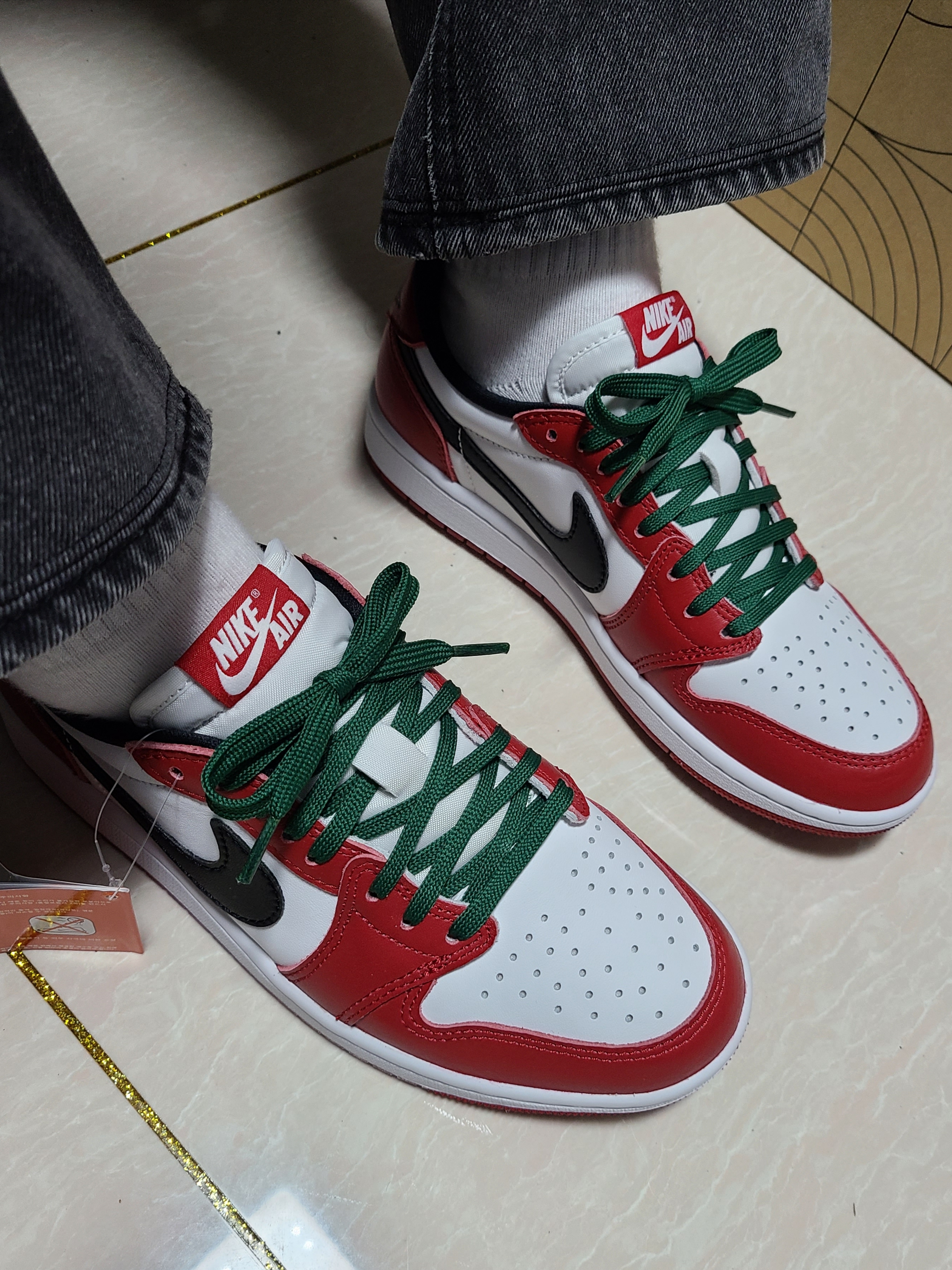 Jordan 1 Retro Low OG Chicago, (W) Nike Dunk Low Gorge Green 착용 스타일 - 3