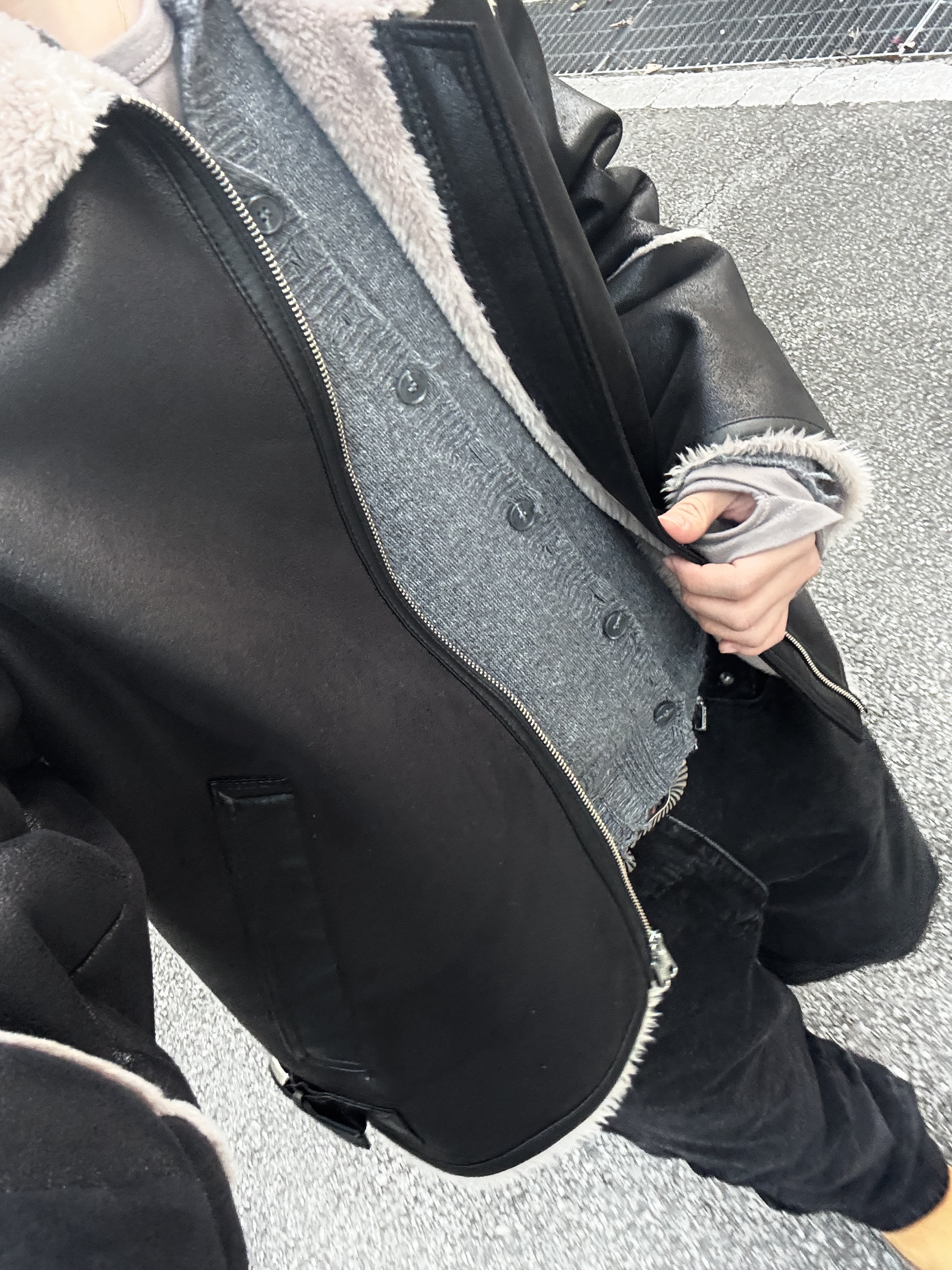LOSTGARDEN Route Tan, Hatchingroom Double Sleeve T-Shirt Rose Grey 착용 스타일 - 4