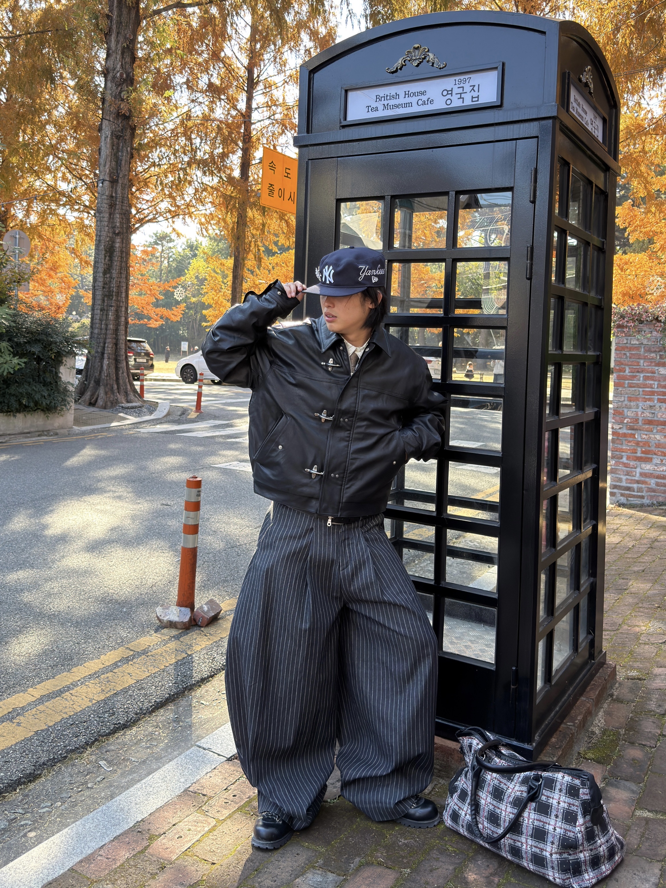 Romantic Move Oat Mountain Oil Black, New Era MLB New York Yankees Pillbox Series Ball Cap Navy 착용 스타일 - 4