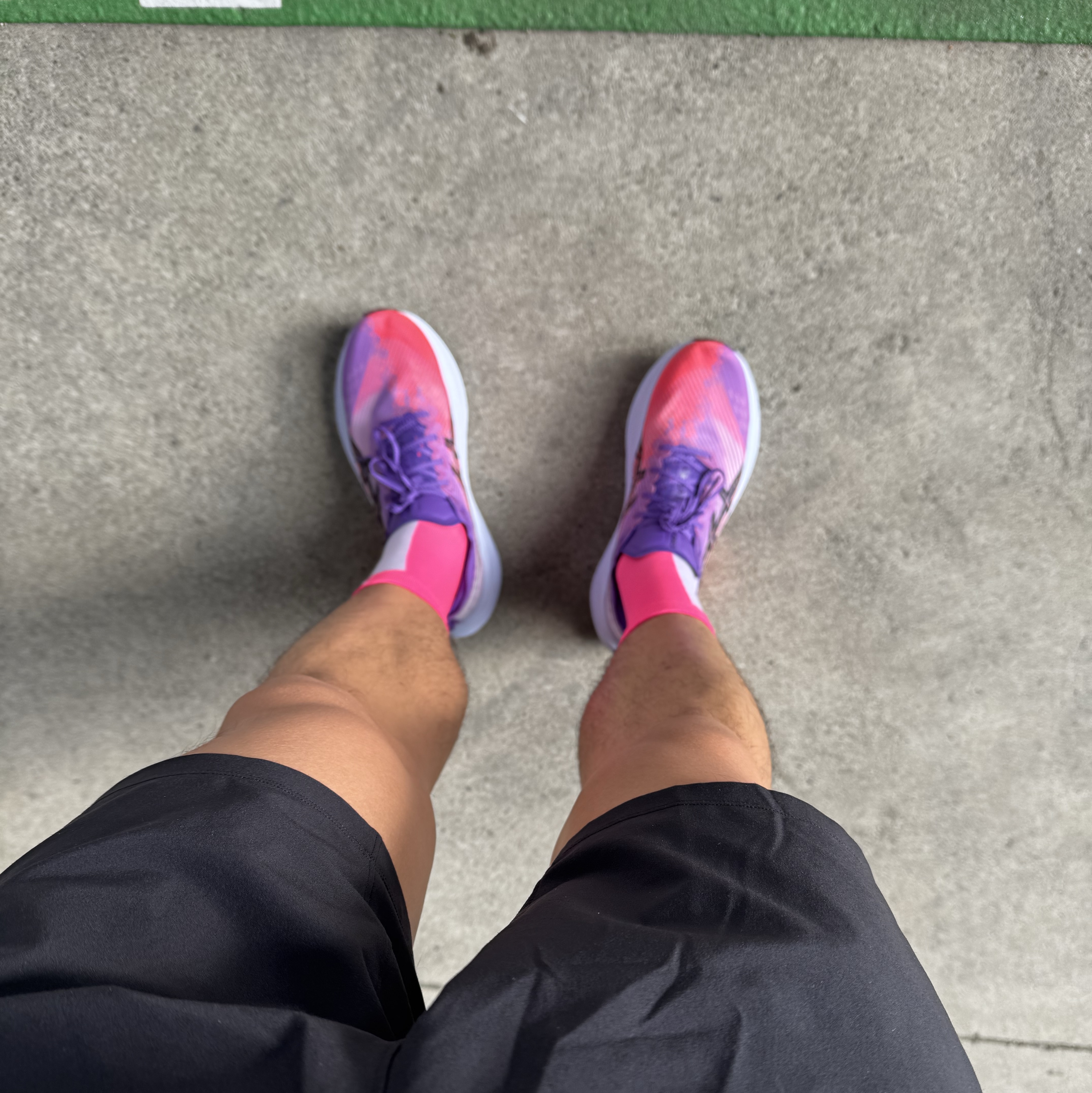 Asics Megablast Edo Purple Black 착용 스타일