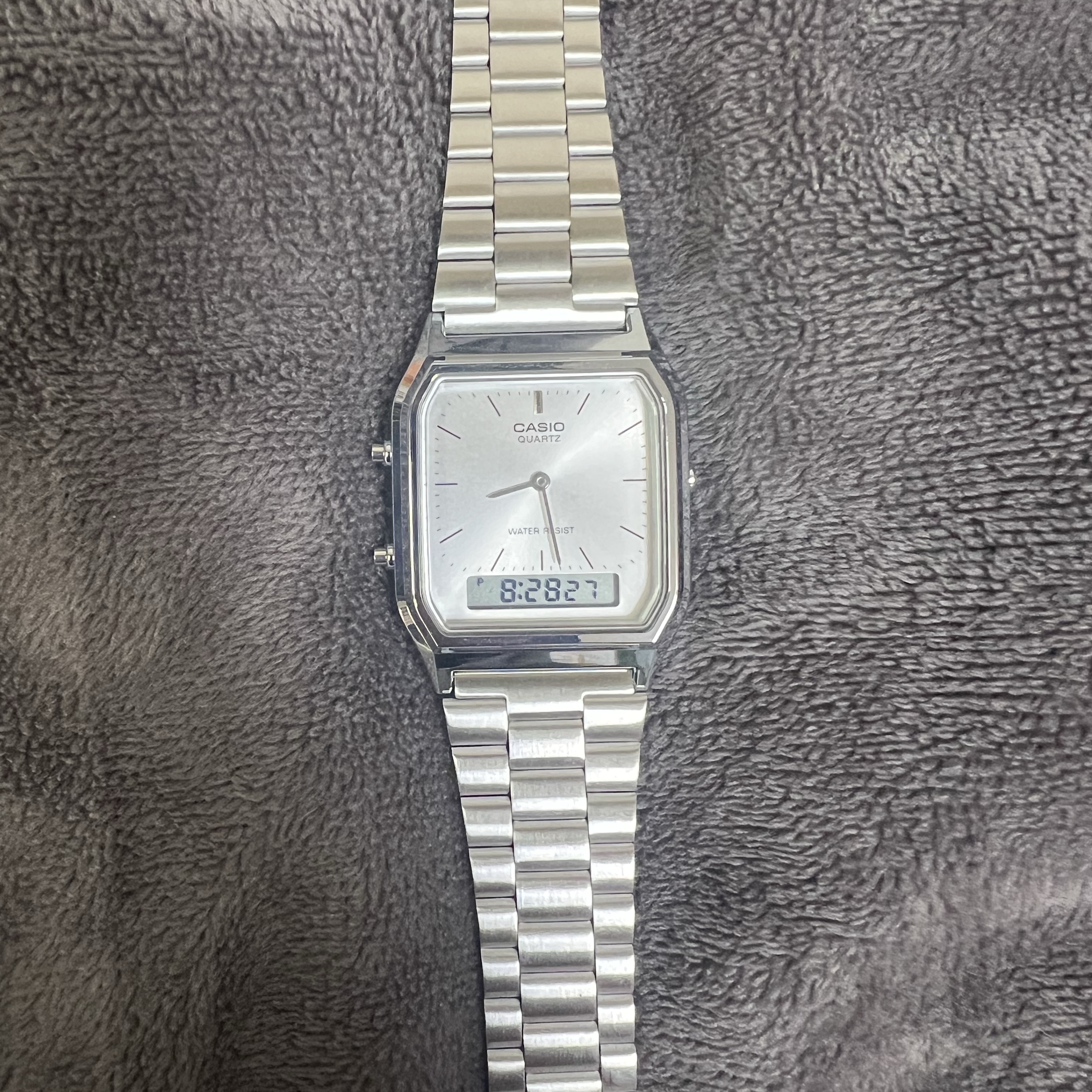 Casio AQ-230A-7AMQY 착용 스타일