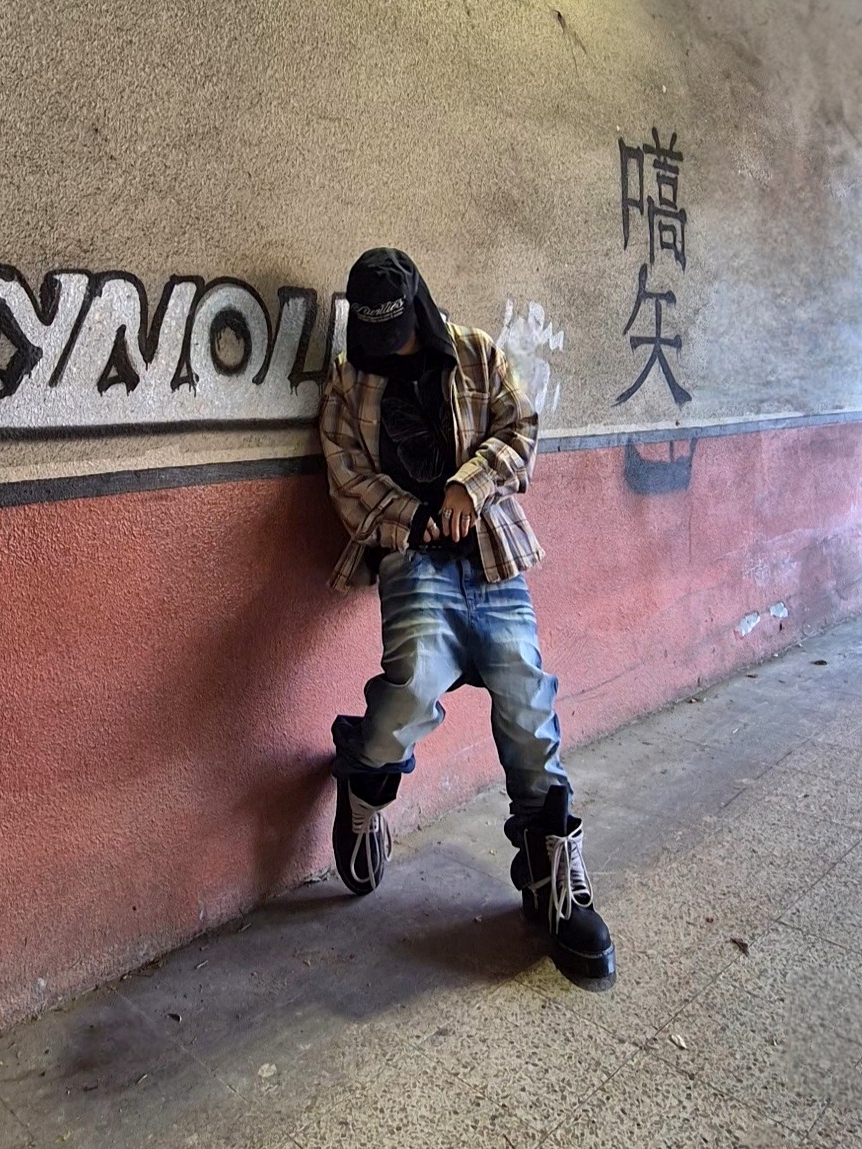 Dr. Martens x Rick Owens Quad Sole Steel Toe Boots Black 착용 스타일