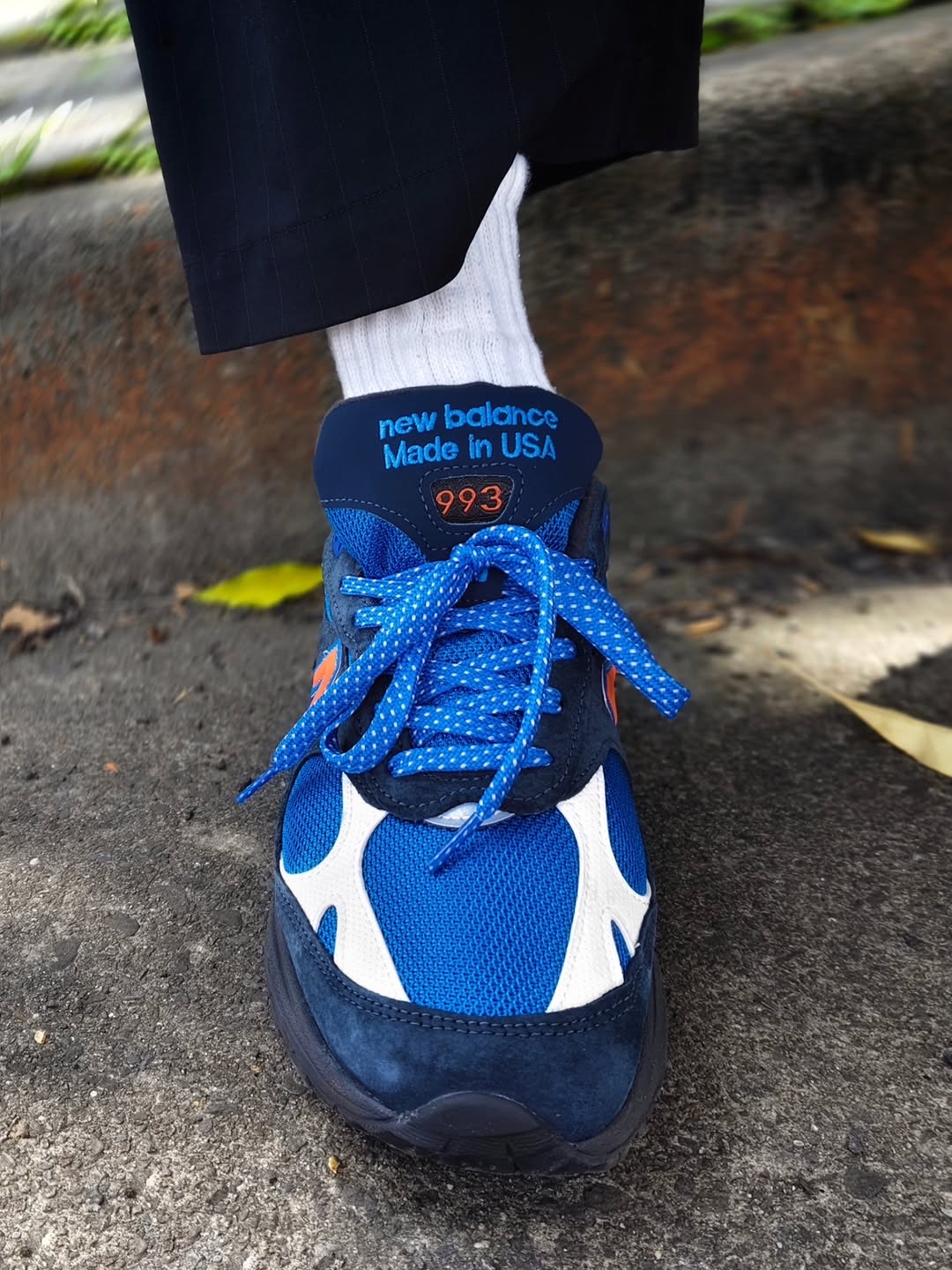 New Balance x Kith x Madison Square Garden 993 Made in USA Navy Princess Blue 착용 스타일 - 1
