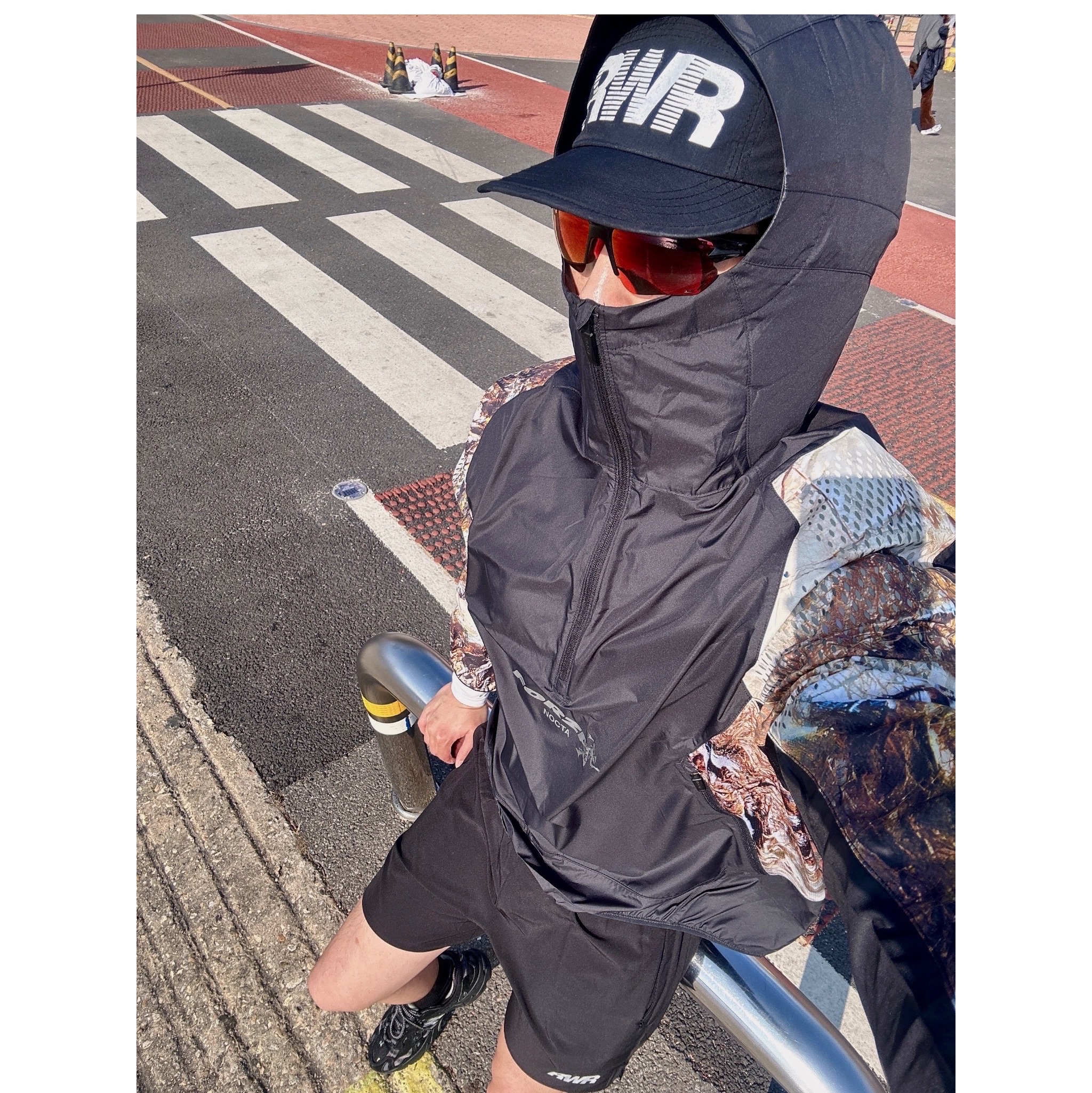 [KREAM 단독] runwhither 5inch Shorts Black, Nike x Drake Nocta NRG Running Jacket Black Baroque Brown (FJ3009-010) 착용 스타일