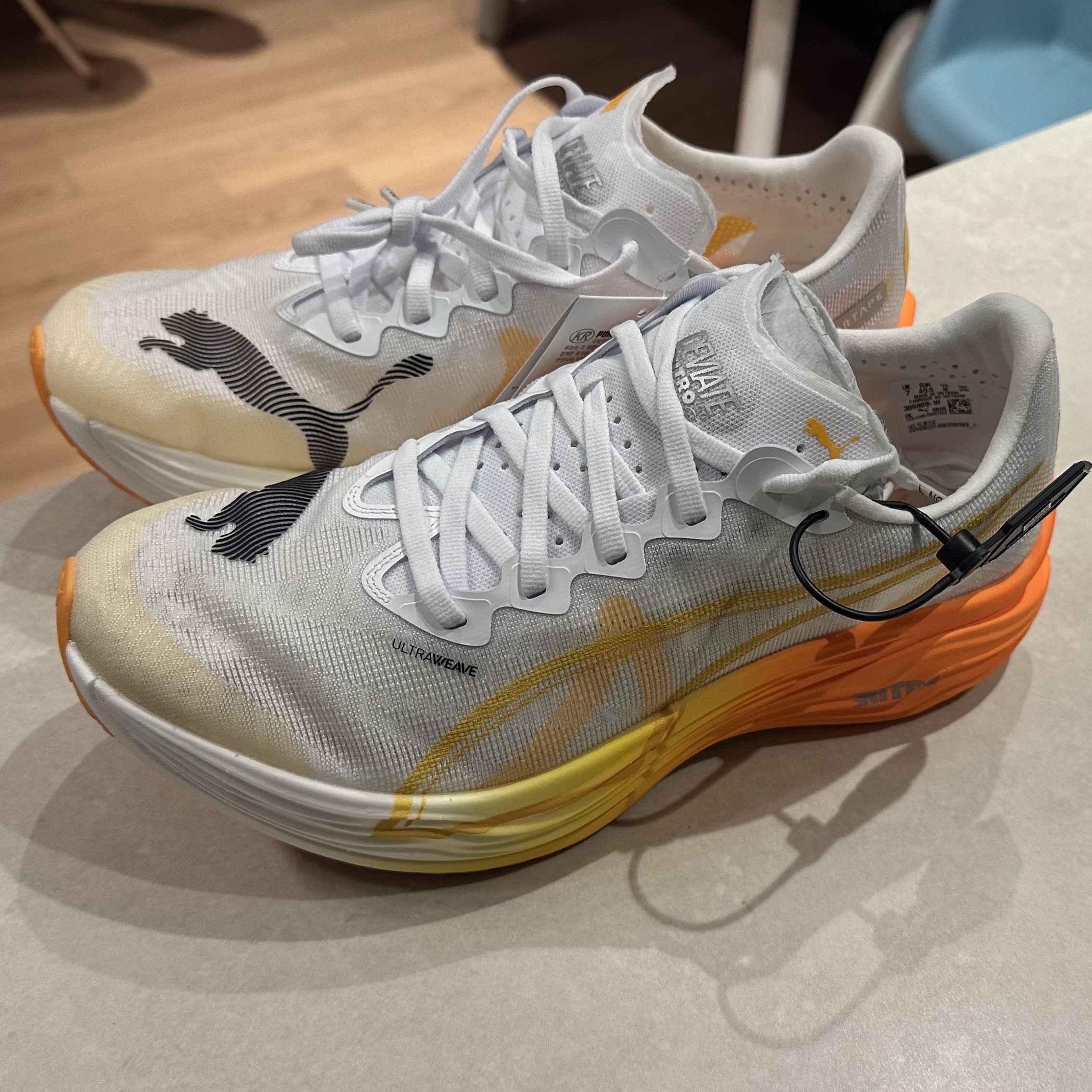 Puma Deviate Nitro Elite 3 White Sun Stream 착용 스타일