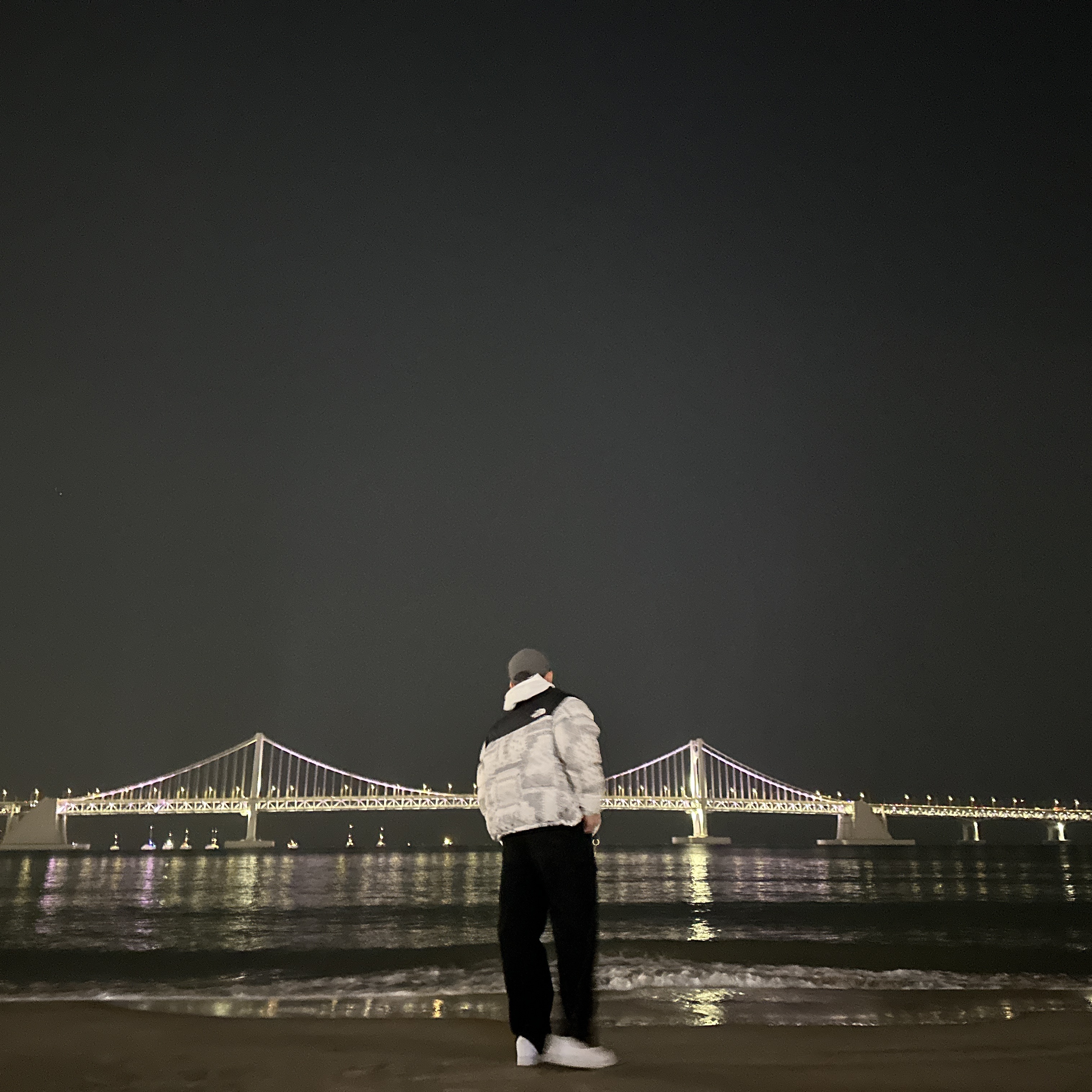 The North Face 1996 Novelty Nuptse Jacket Off White 착용 스타일