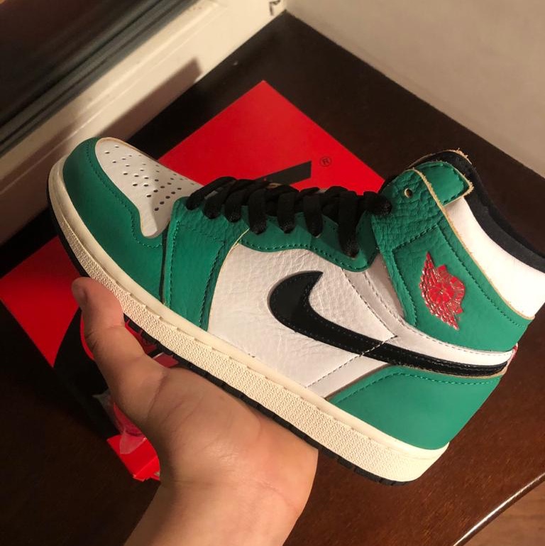 (W) Jordan 1 Retro High OG Lucky Green 착용 스타일