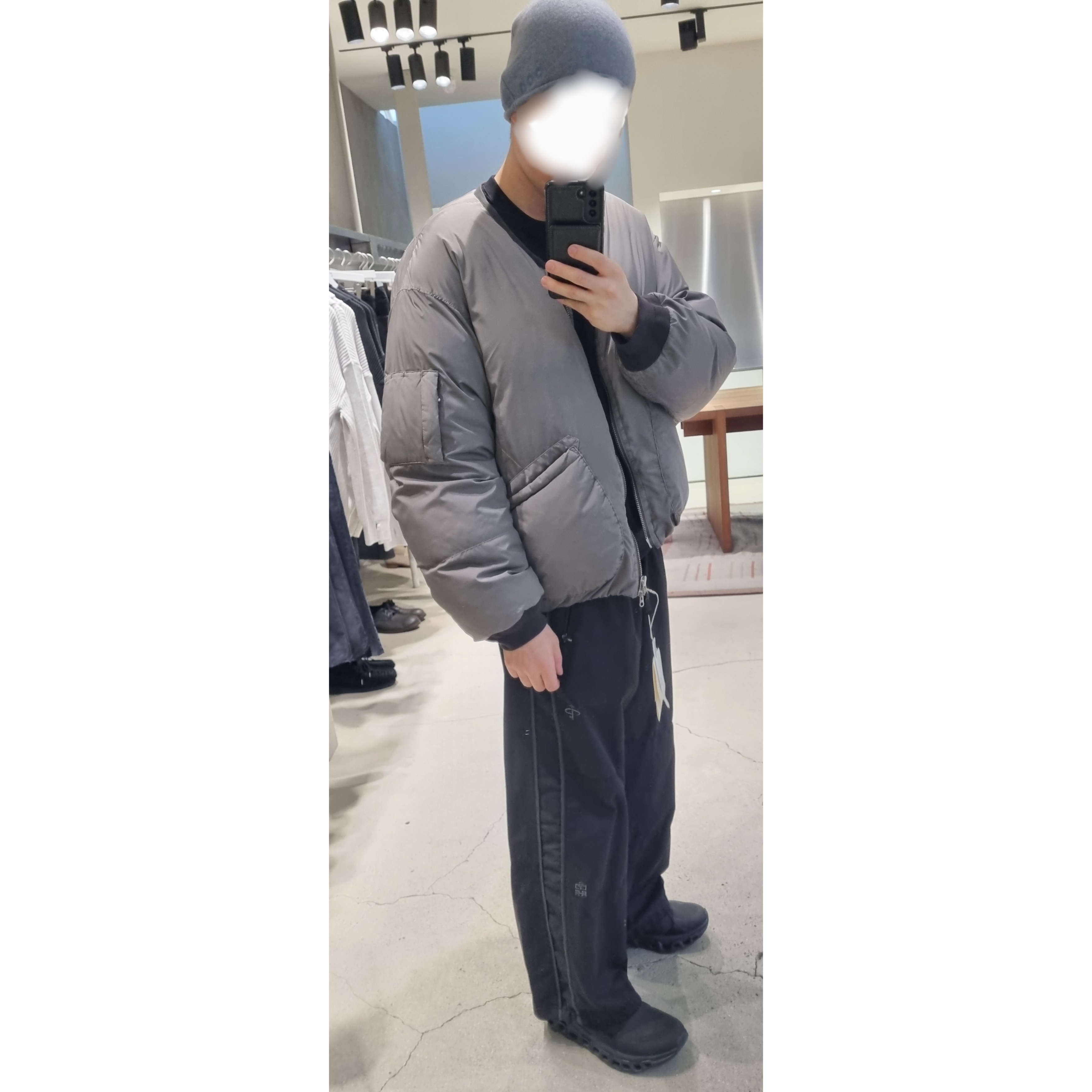 On Running x Post Archive Faction (Paf) Cloudmonster 2 Black Magnet, Polyteru Floral Down Liner Jacket Sage 착용 스타일 - 2