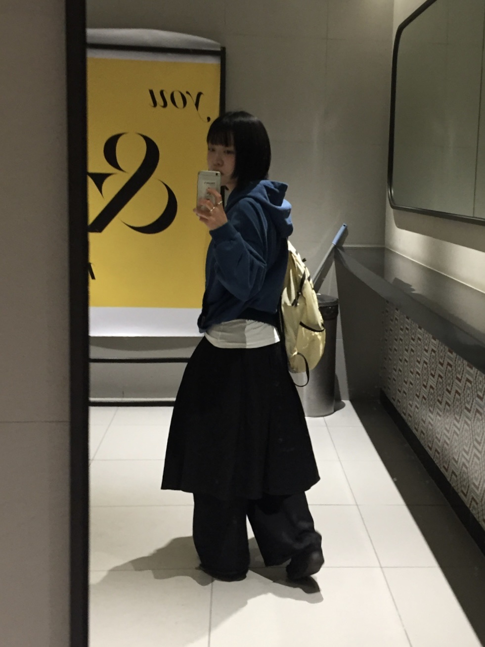Suade Cropped Washed Hood Zip Up Deep Green, Heisan Ultra-light Compact Pocketbag V2 - Lemon (M) 착용 스타일 - 1