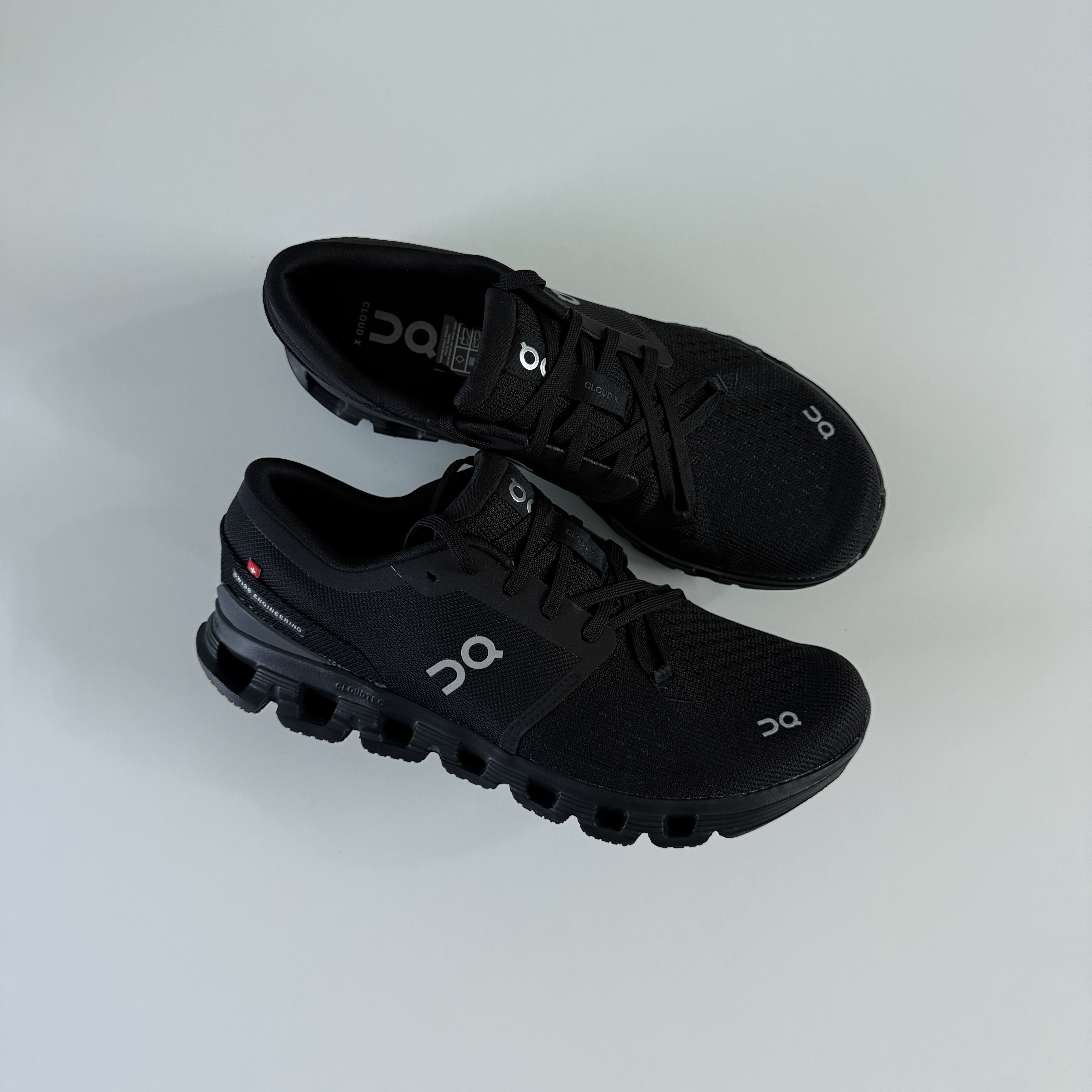 On Running Cloud X 4 Black Eclipse 착용 스타일 - 2
