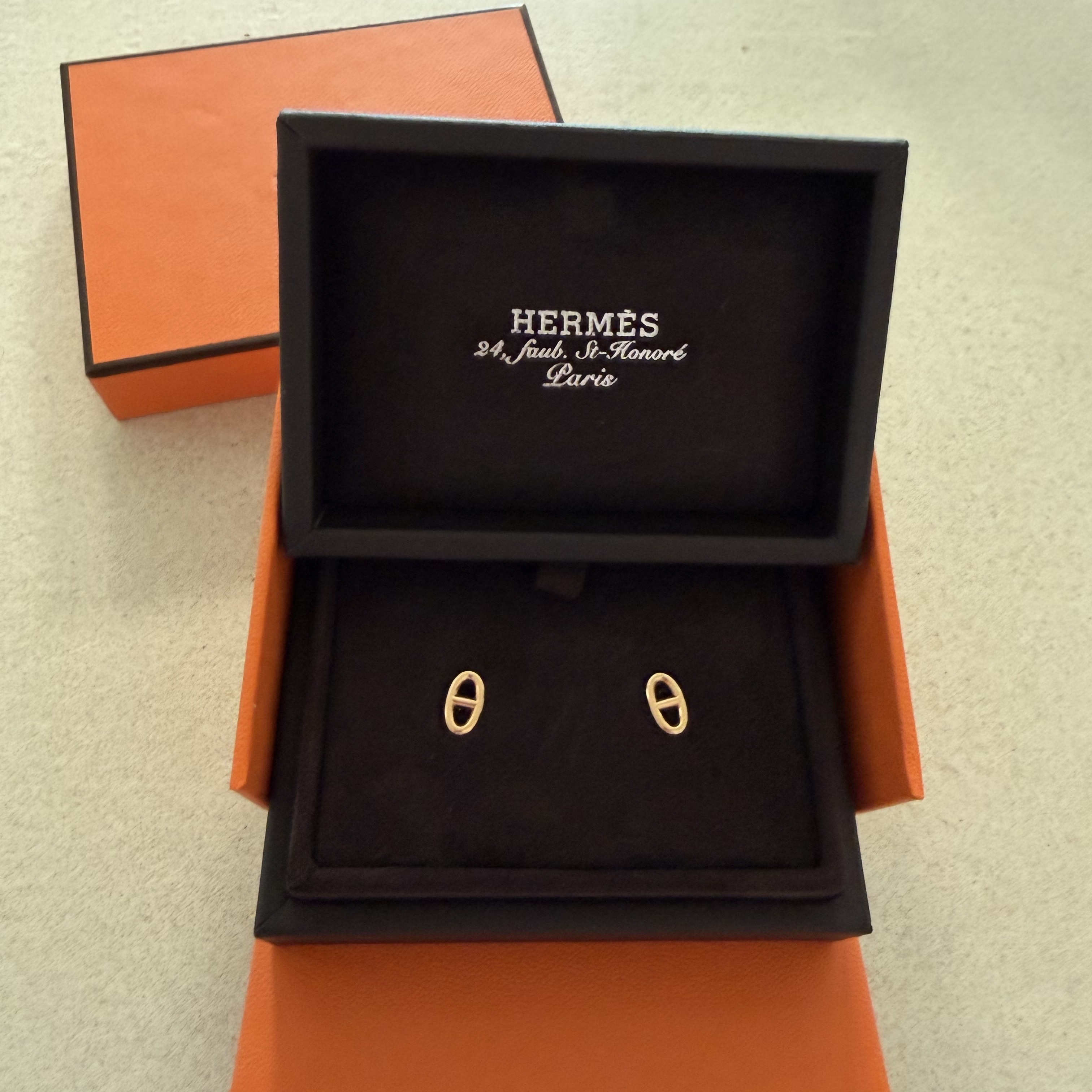 (W) Hermes Very Small Farandole Earrings Rose Gold 착용 스타일