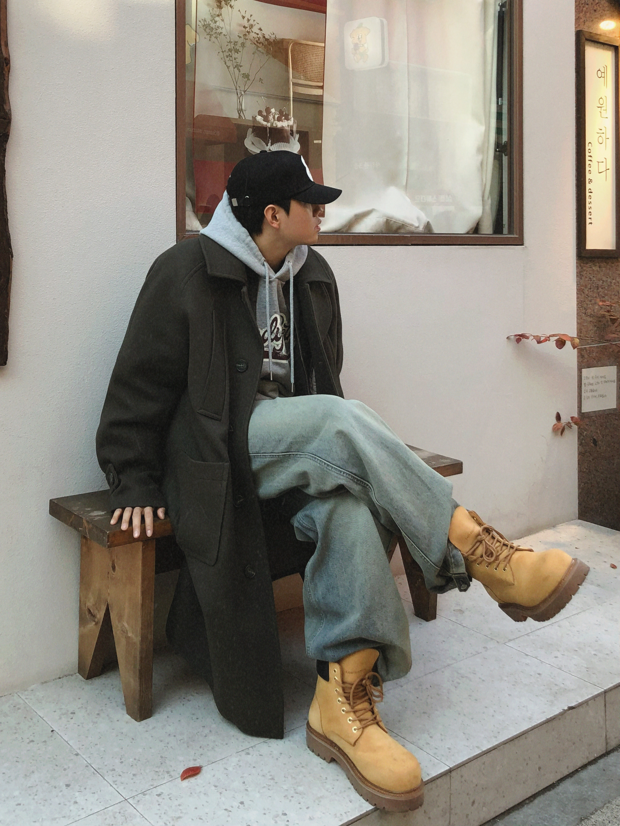 Undermycar Legion.02 Balmacaan Oversized Wool Coat Khaki, LOSTGARDEN Route Tan 착용 스타일 - 1