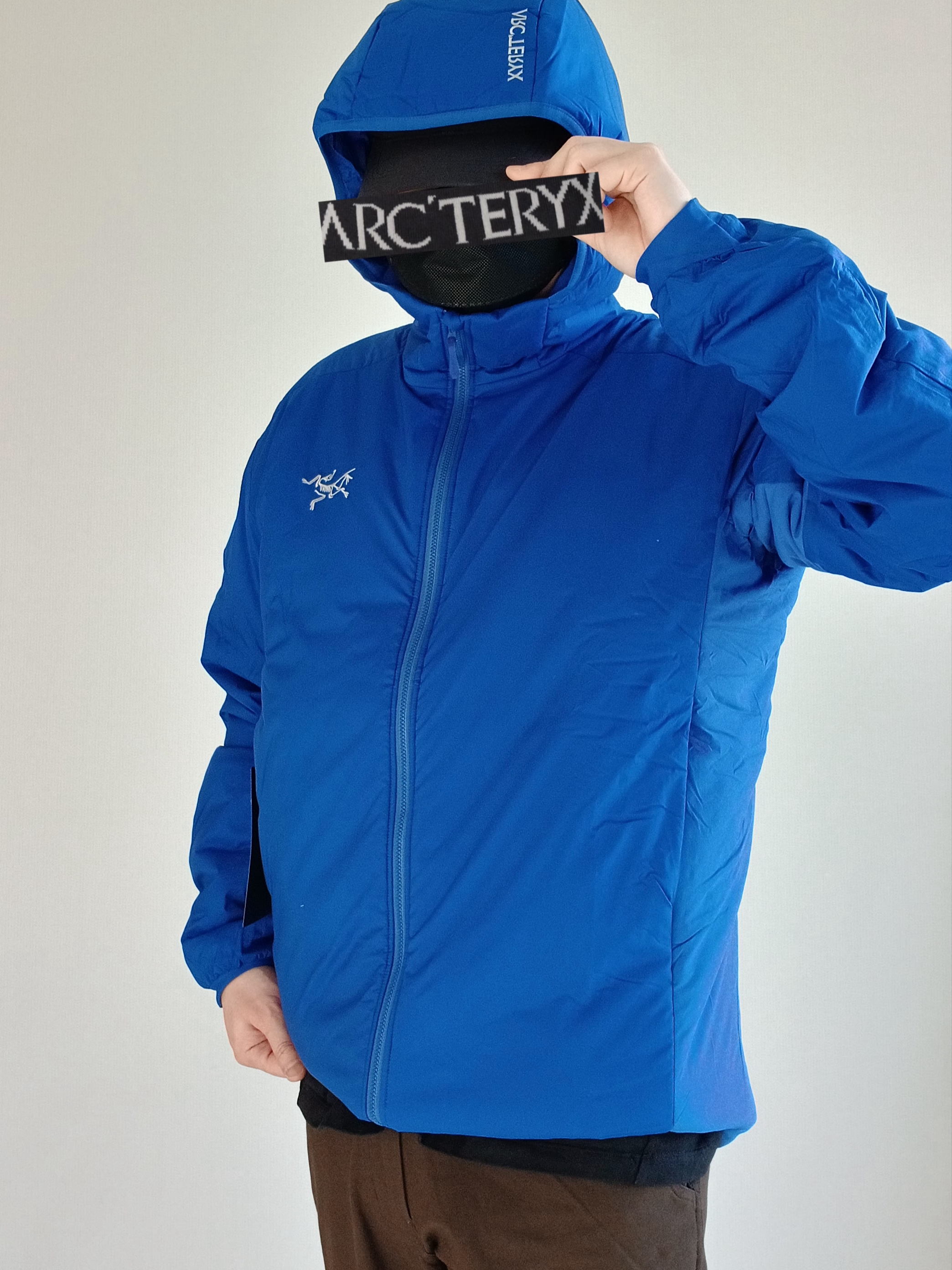 Arc'teryx Atom SV Hoody Vitality, Arc'teryx Small Bird Cap Black 착용 스타일 - 6