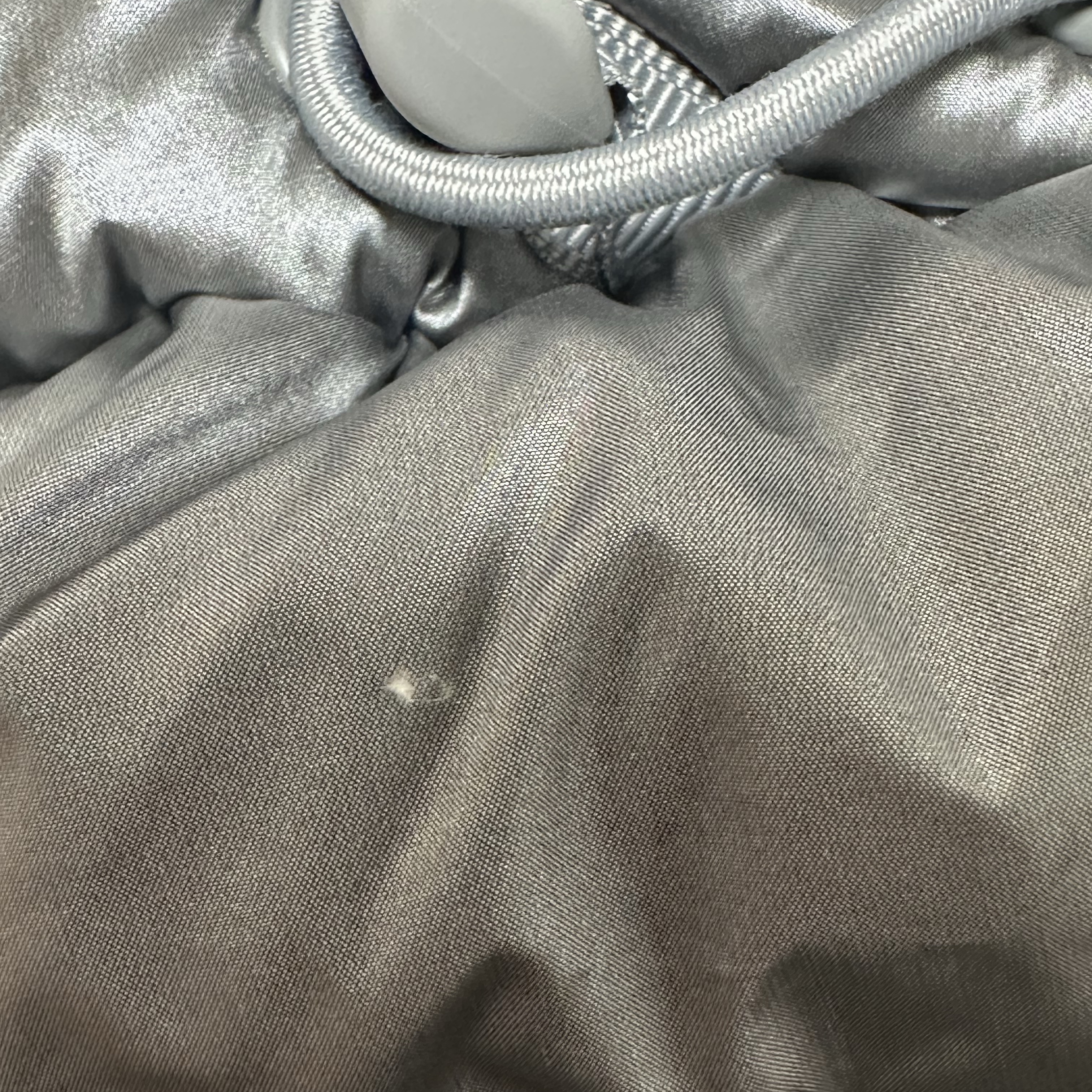 Supreme Micro Down Half Zip Hooded Pullover Silver - 25FW 착용 스타일