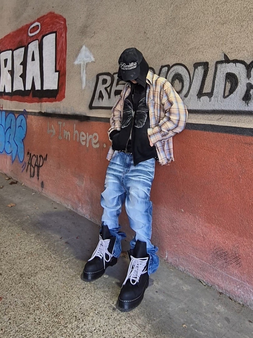Dr. Martens x Rick Owens Quad Sole Steel Toe Boots Black 착용 스타일