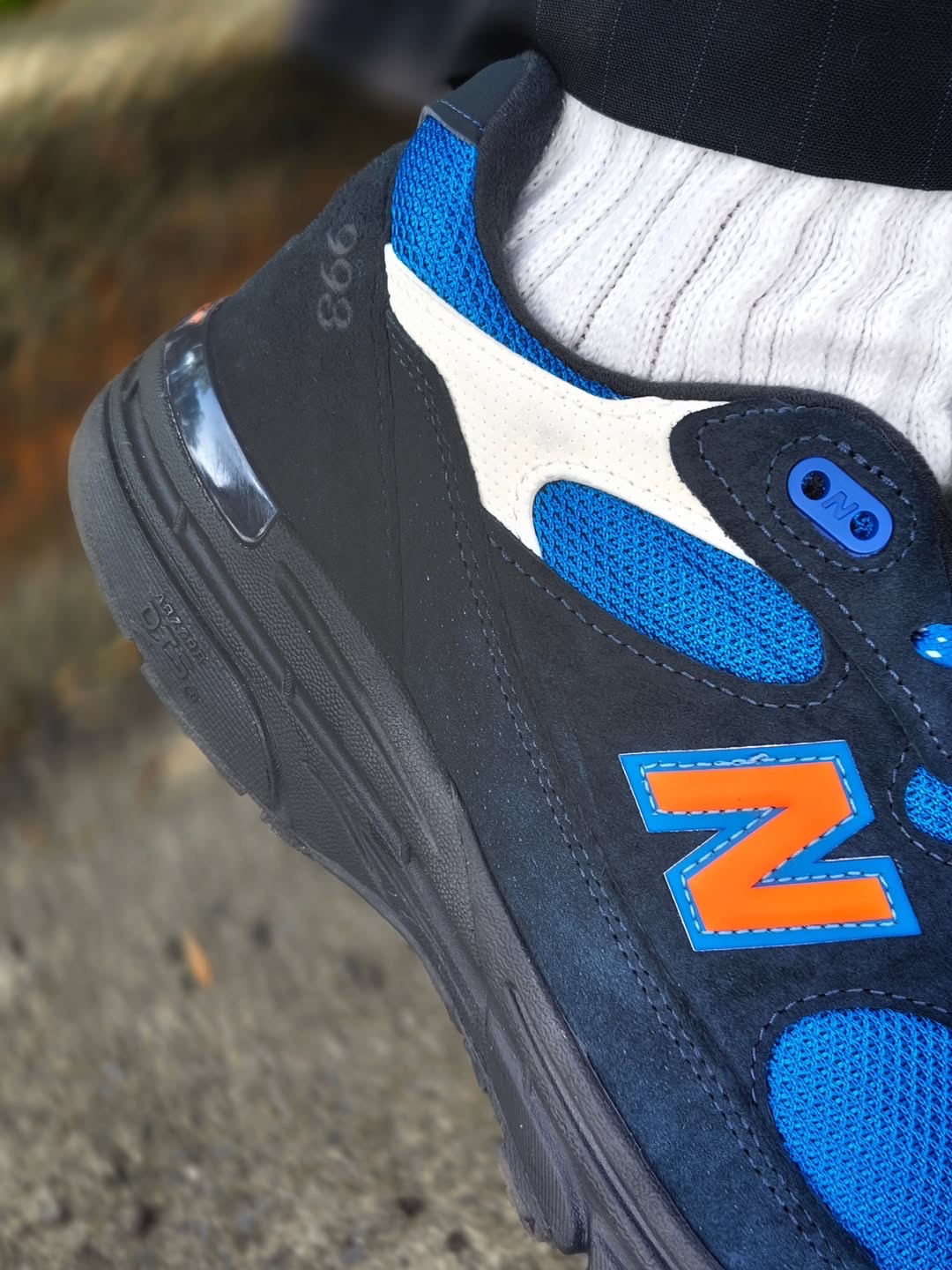 New Balance x Kith x Madison Square Garden 993 Made in USA Navy Princess Blue 착용 스타일 - 6