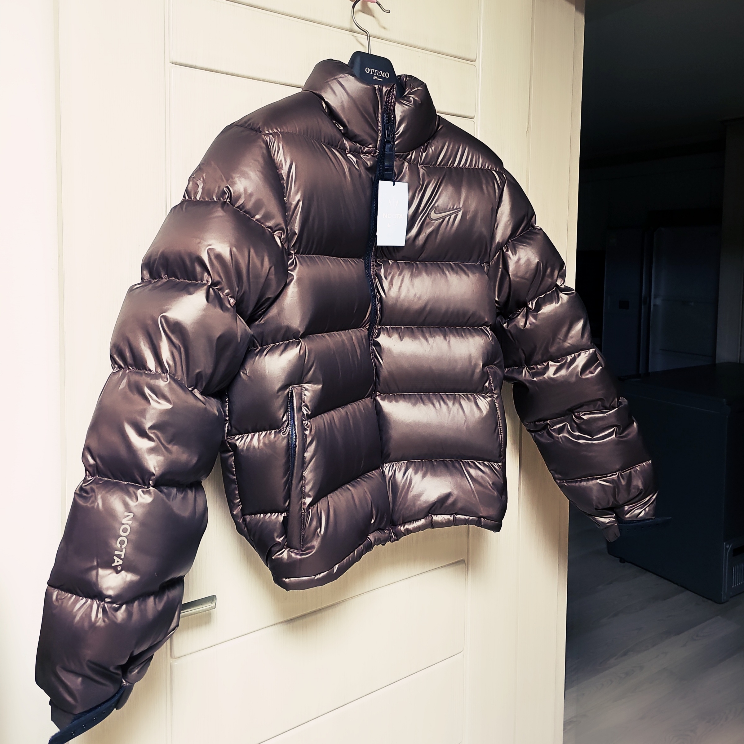 Nike x Drake Nocta Sunset Puffer Jacket Baroque Brown Olive Grey - Asia 착용 스타일 - 1