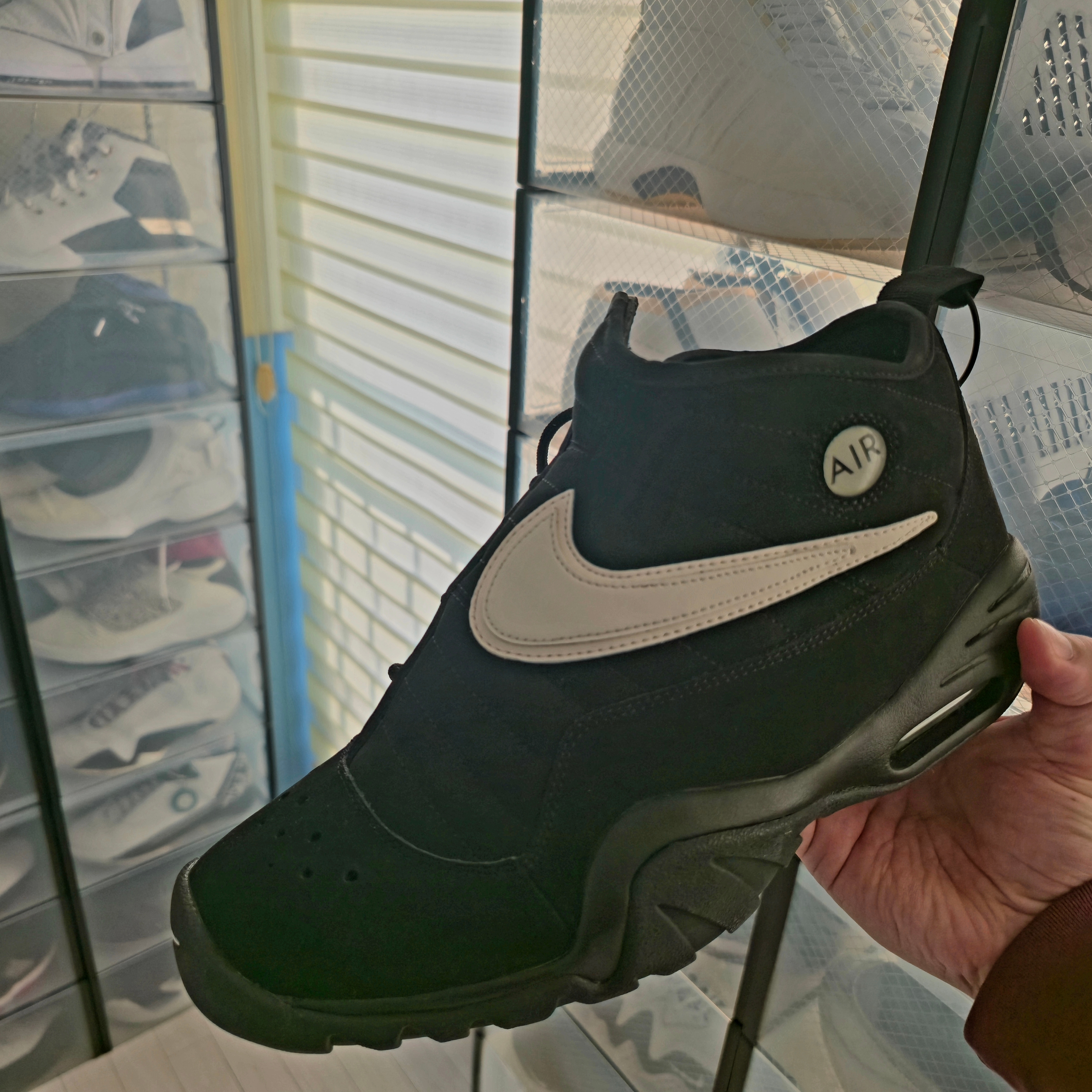 Nike Air Shake NDestrukt Black White 착용 스타일