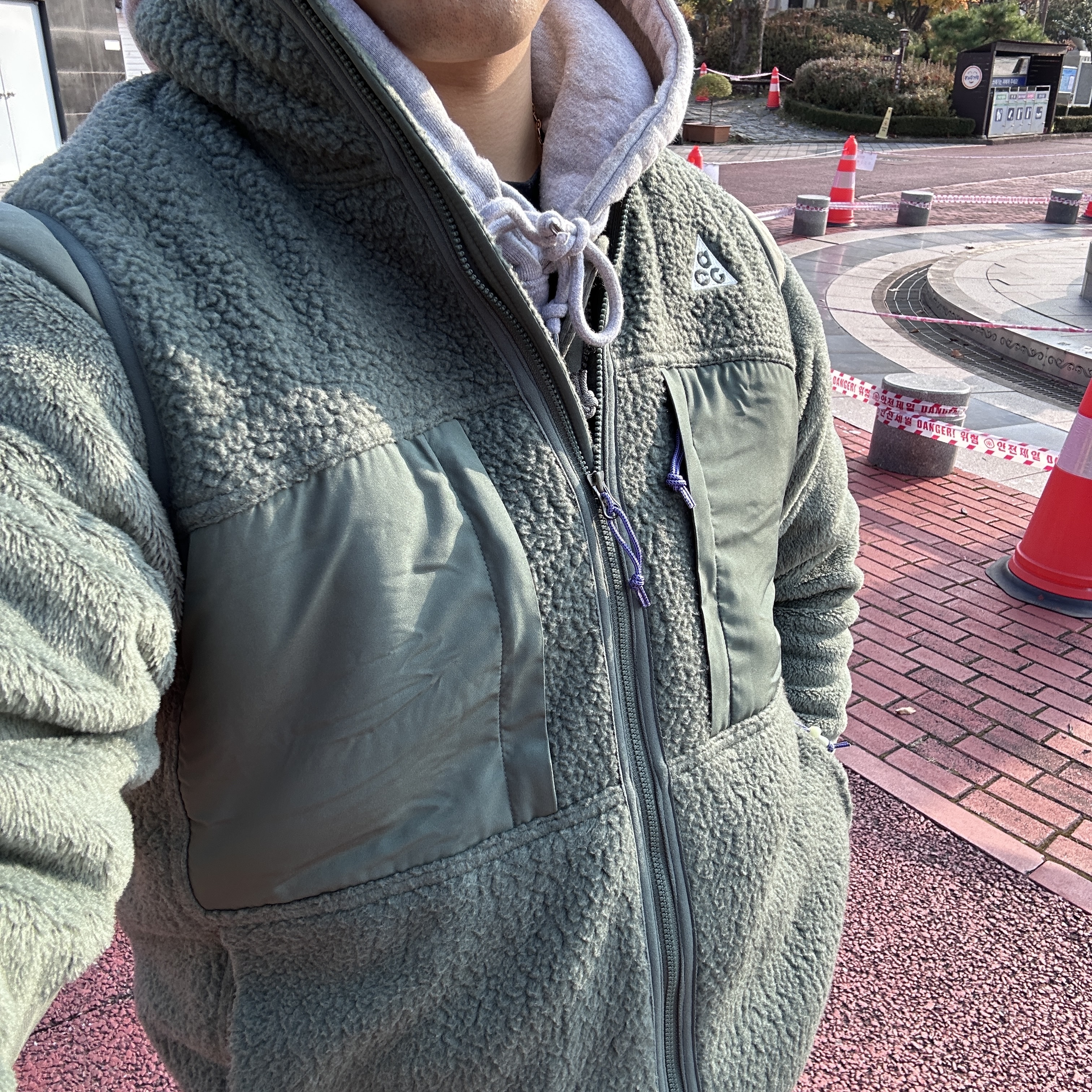 Nike ACG Arctic Wolf Vest Vintage Green - Asia 착용 스타일