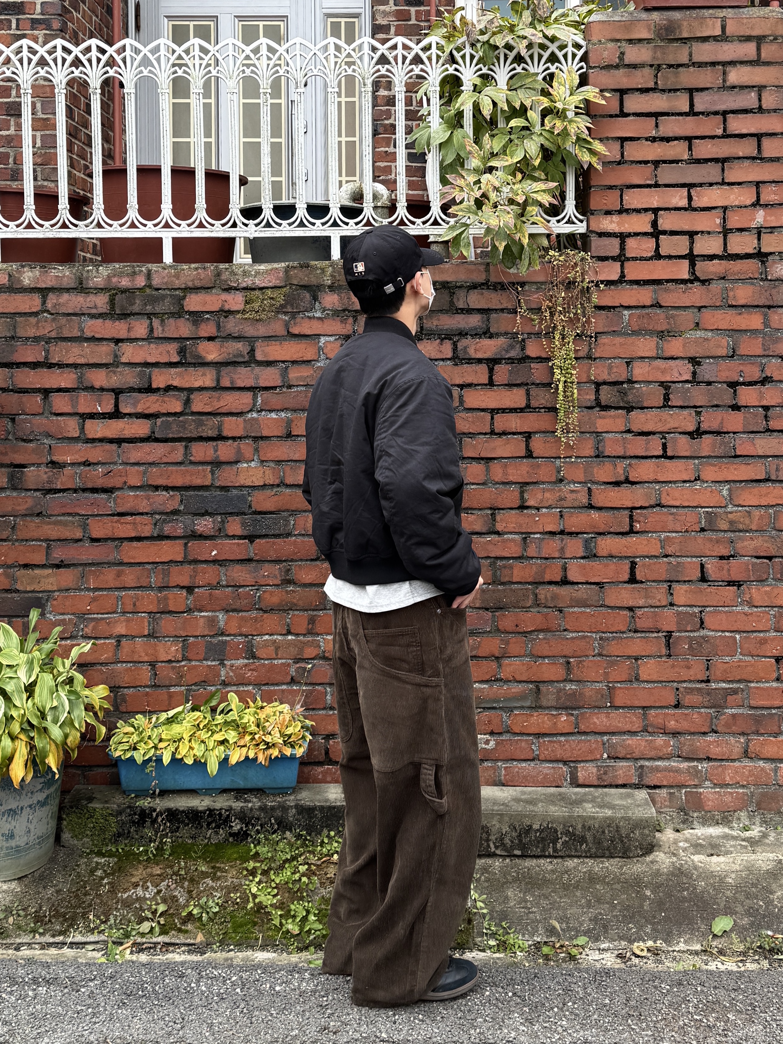 Adidas Samba OG Black White Gum, Casio A-158WA-1 착용 스타일 - 2