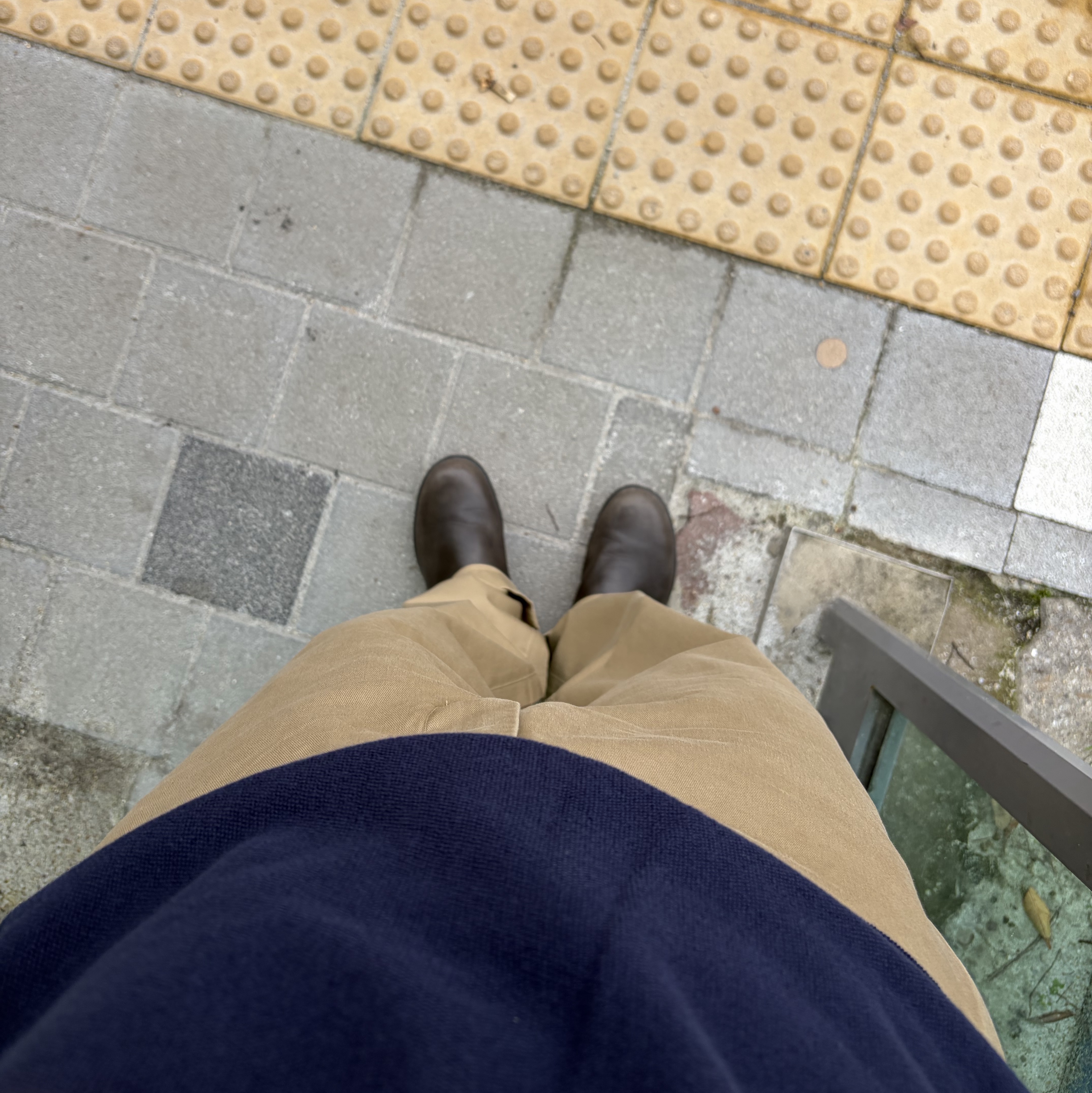Blundstone Original 500 Chelsea Boots Stout Brown 착용 스타일