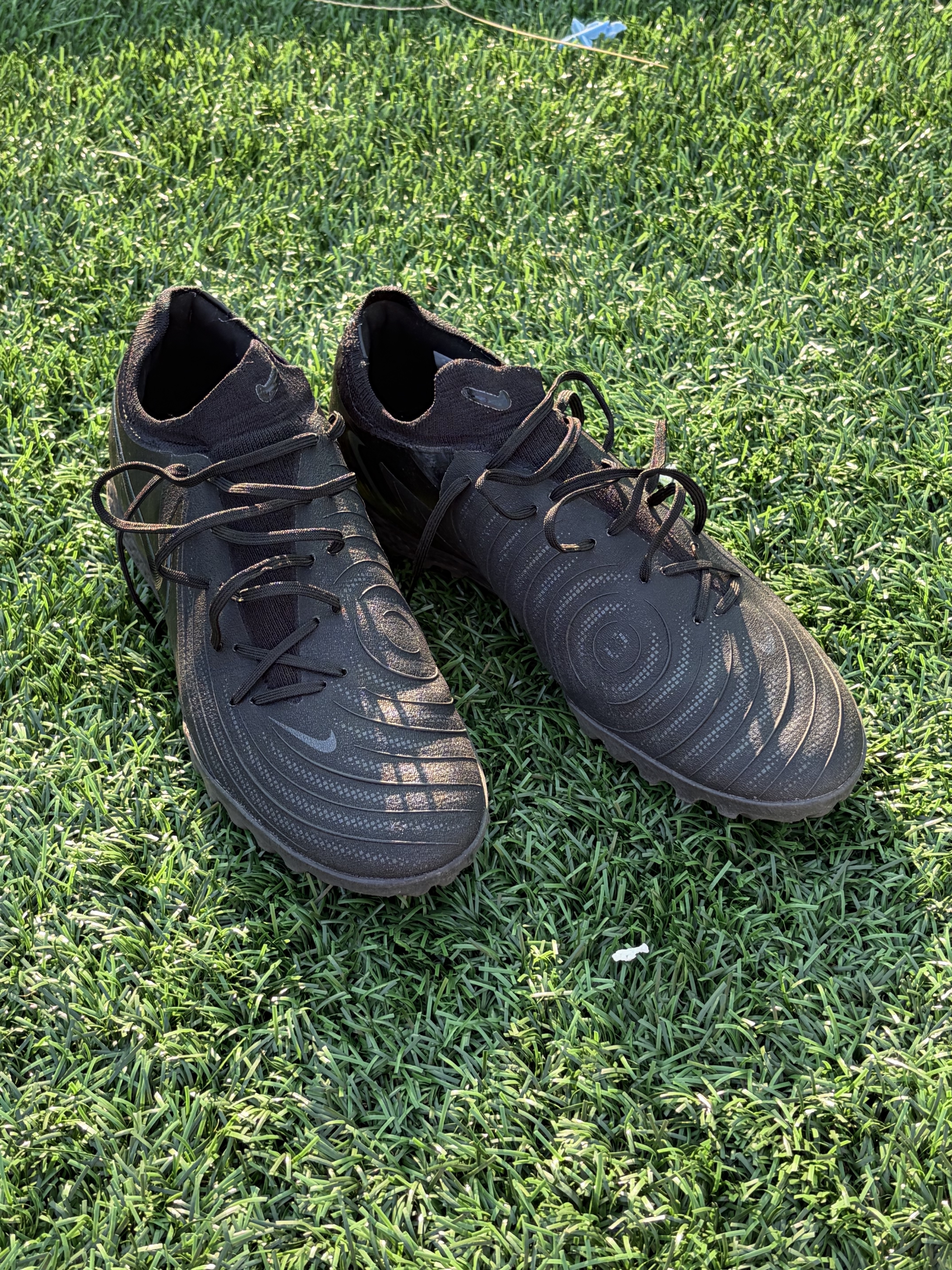 Nike Phantom GX 2 Pro TF Black Deep Jungle 착용 스타일