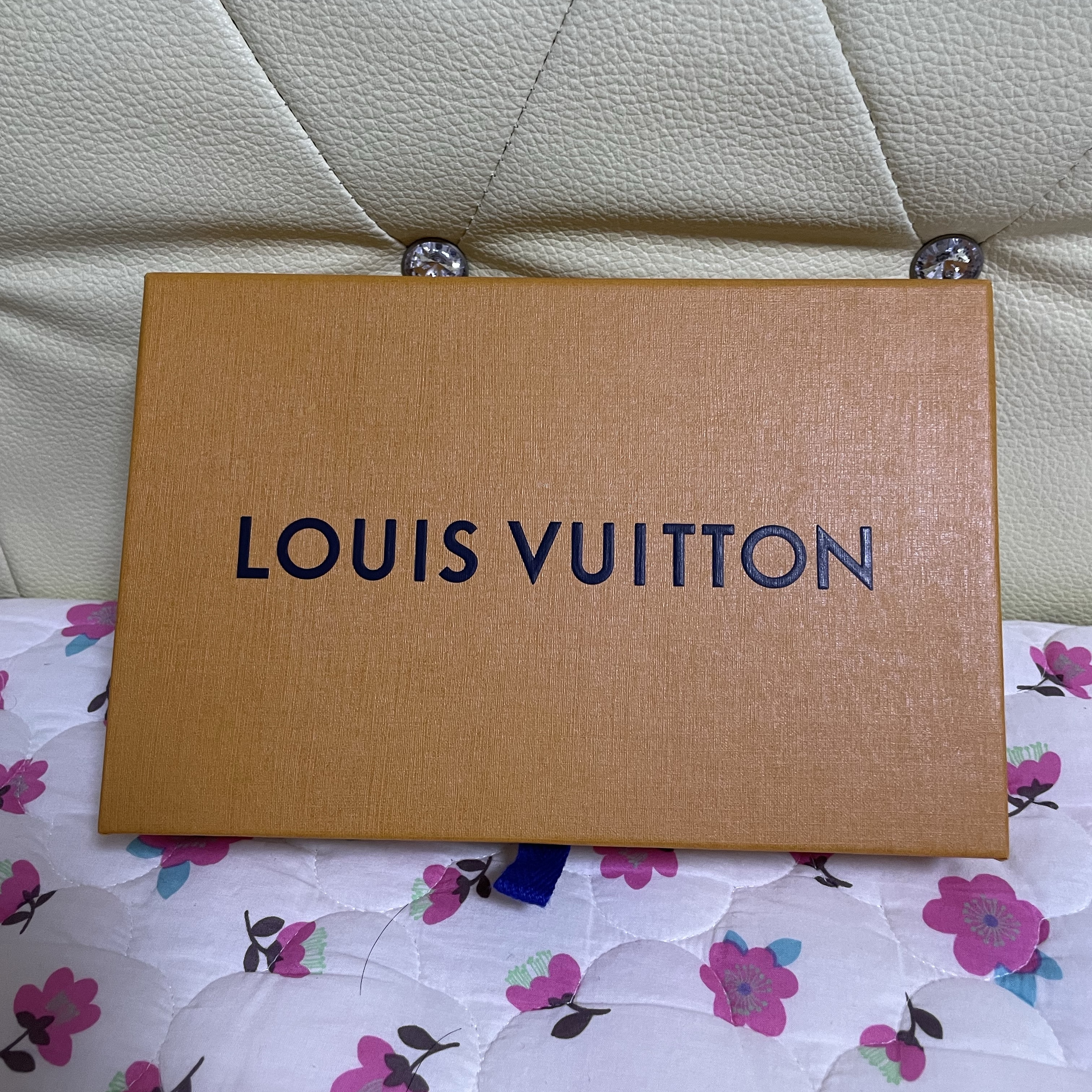 Louis Vuitton Multiple Wallet Monogram 착용 스타일 - 1