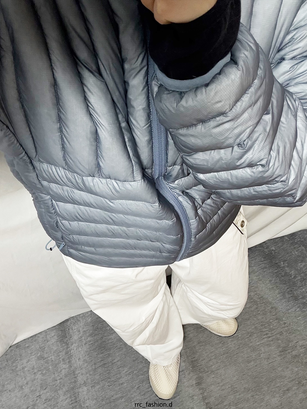 ZEROGRAM Ramona130 Goose Zerolight Jacket Light Blue 착용 스타일 - 4