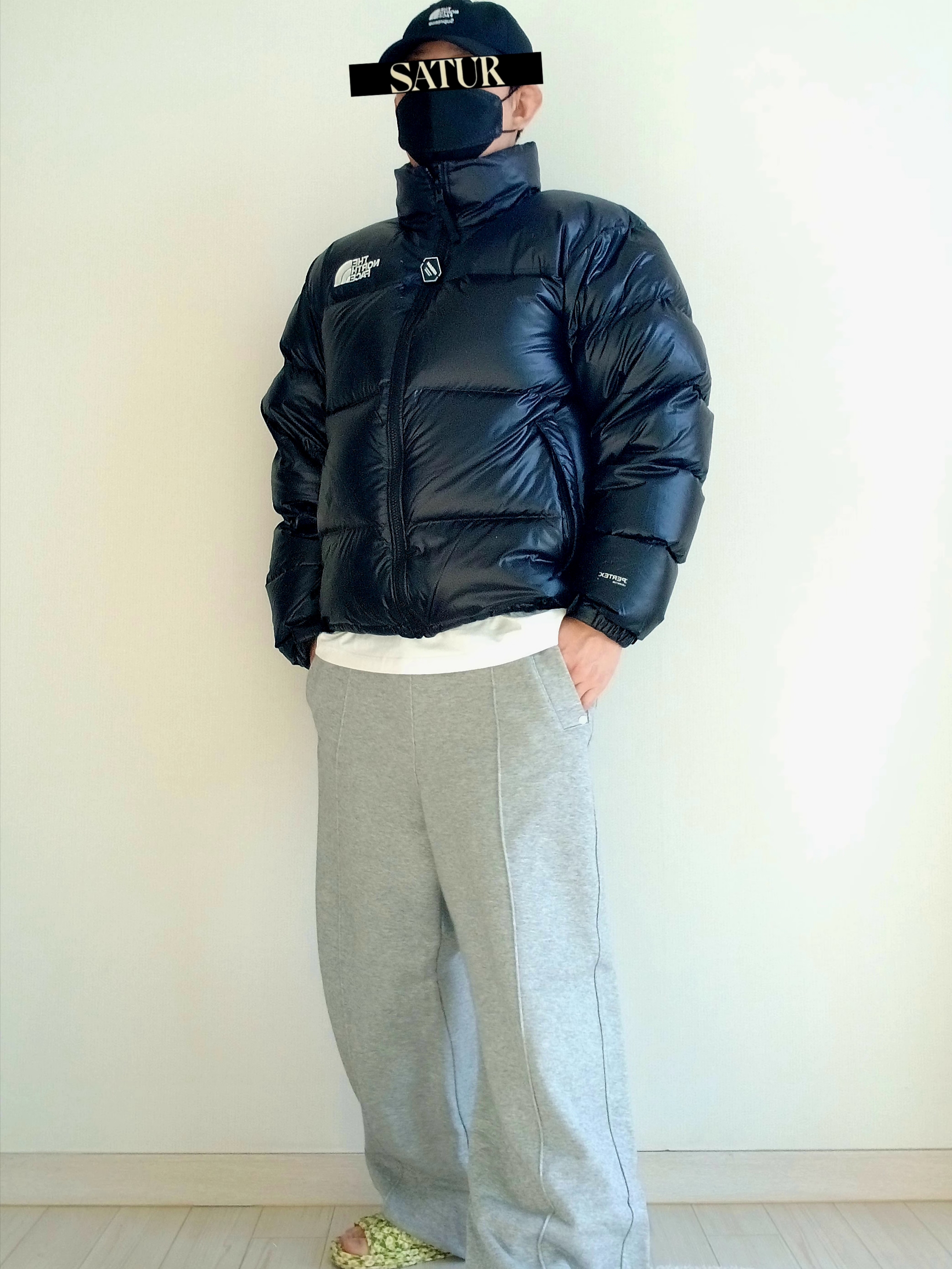 Supreme Small Box LS T-Shirt White - 24SS, SATUR Teo Cotton Banding Sweatpants Melange Gray 착용 스타일 - 9