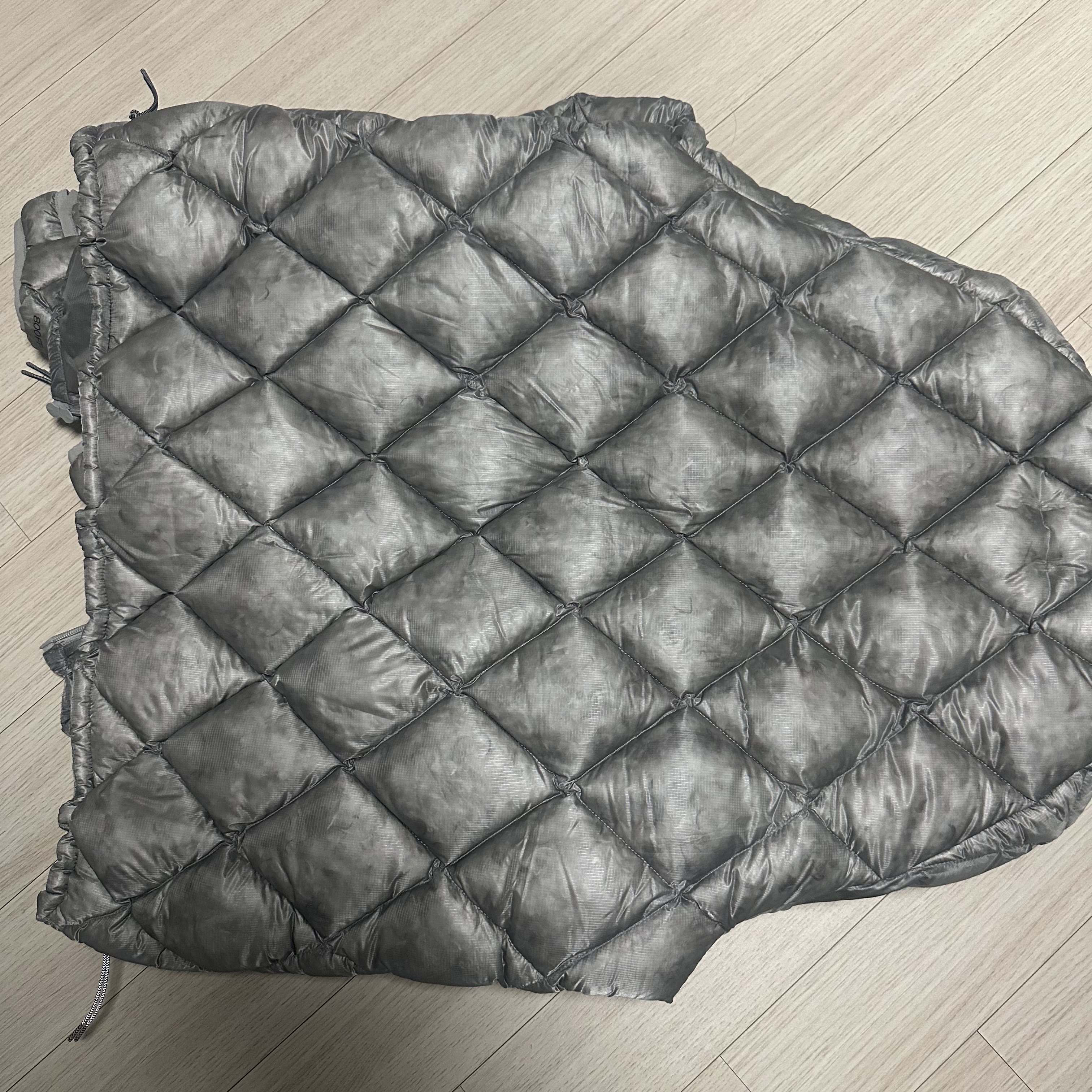 ROA Nuna 800 Fill Power Hooded Down Jacket Silver 착용 스타일 - 4