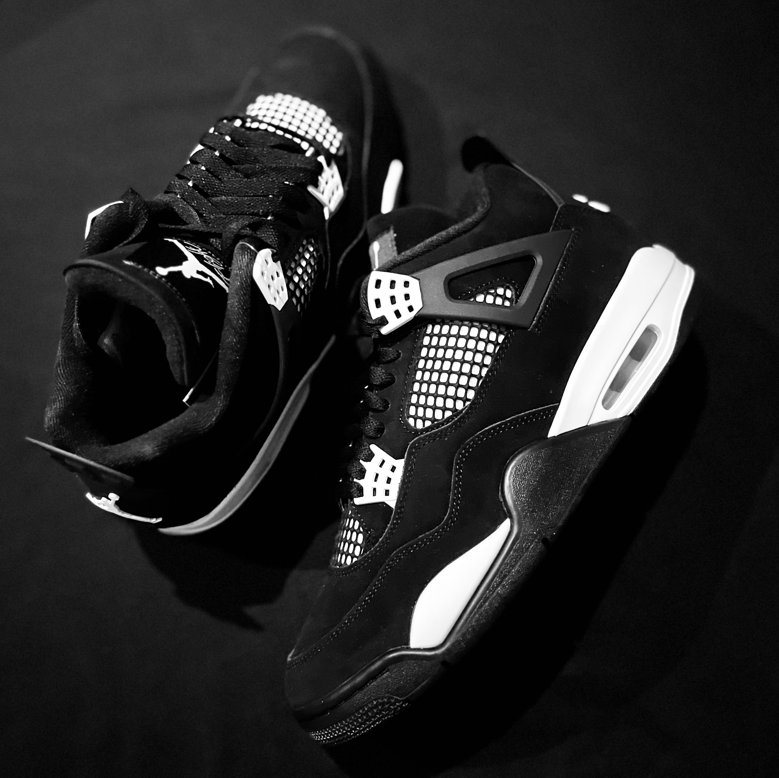 Jordan 4 Retro White Thunder 착용 스타일 - 3