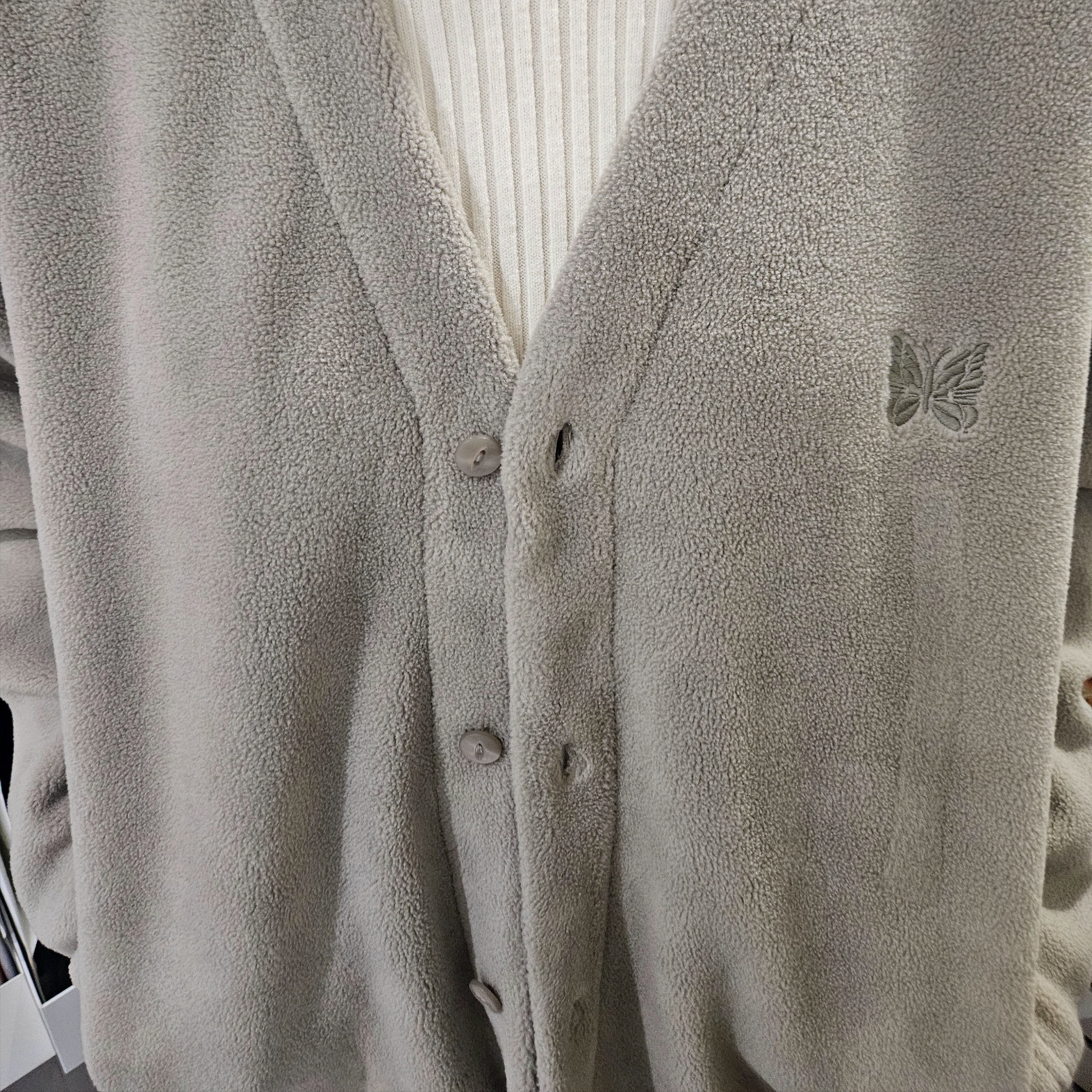 Uniqlo x Needles Fleece Oversized Cardigan Beige - KR 착용 스타일 - 1