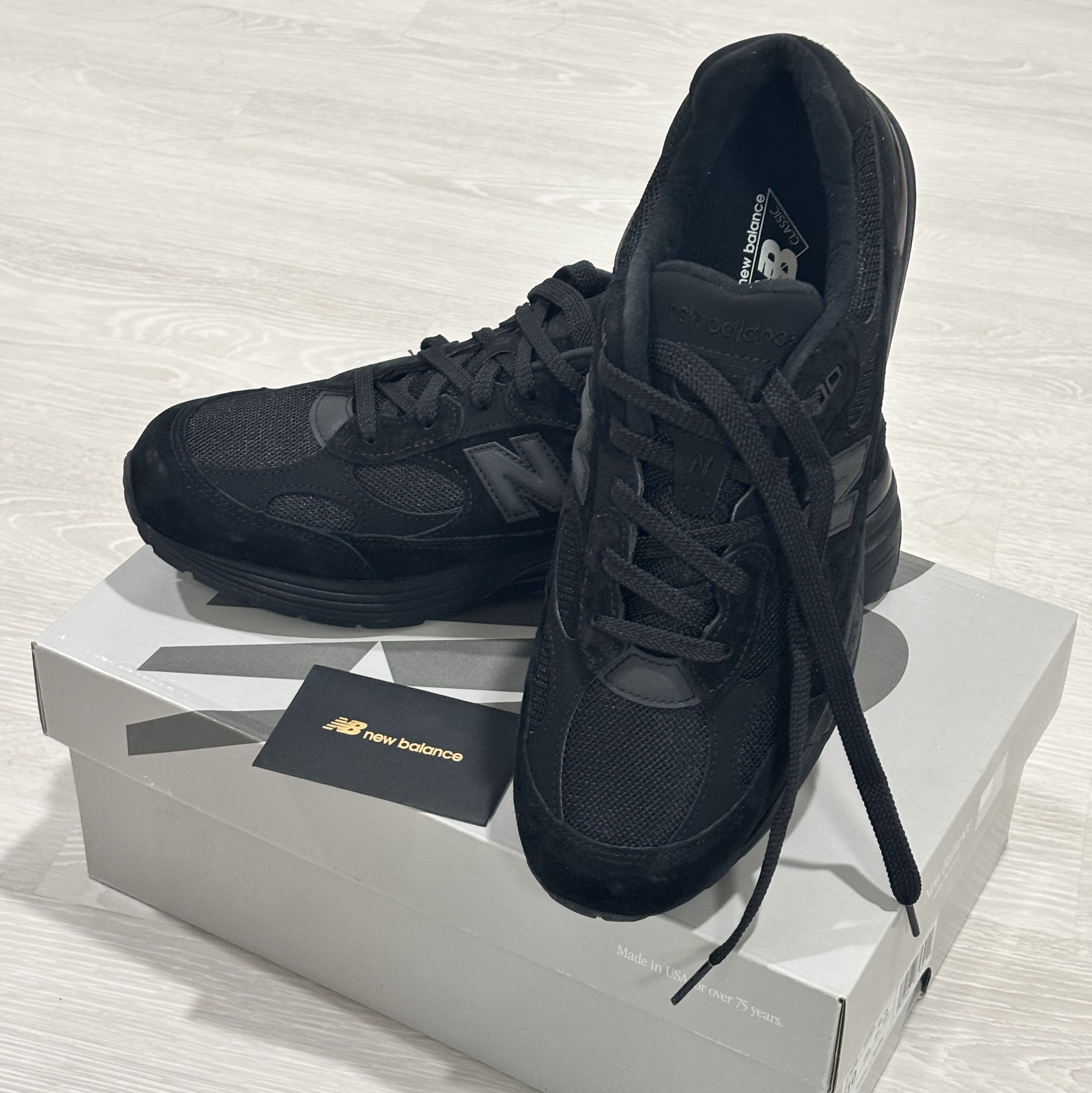 New Balance 992 Made in USA Core Black 착용 스타일