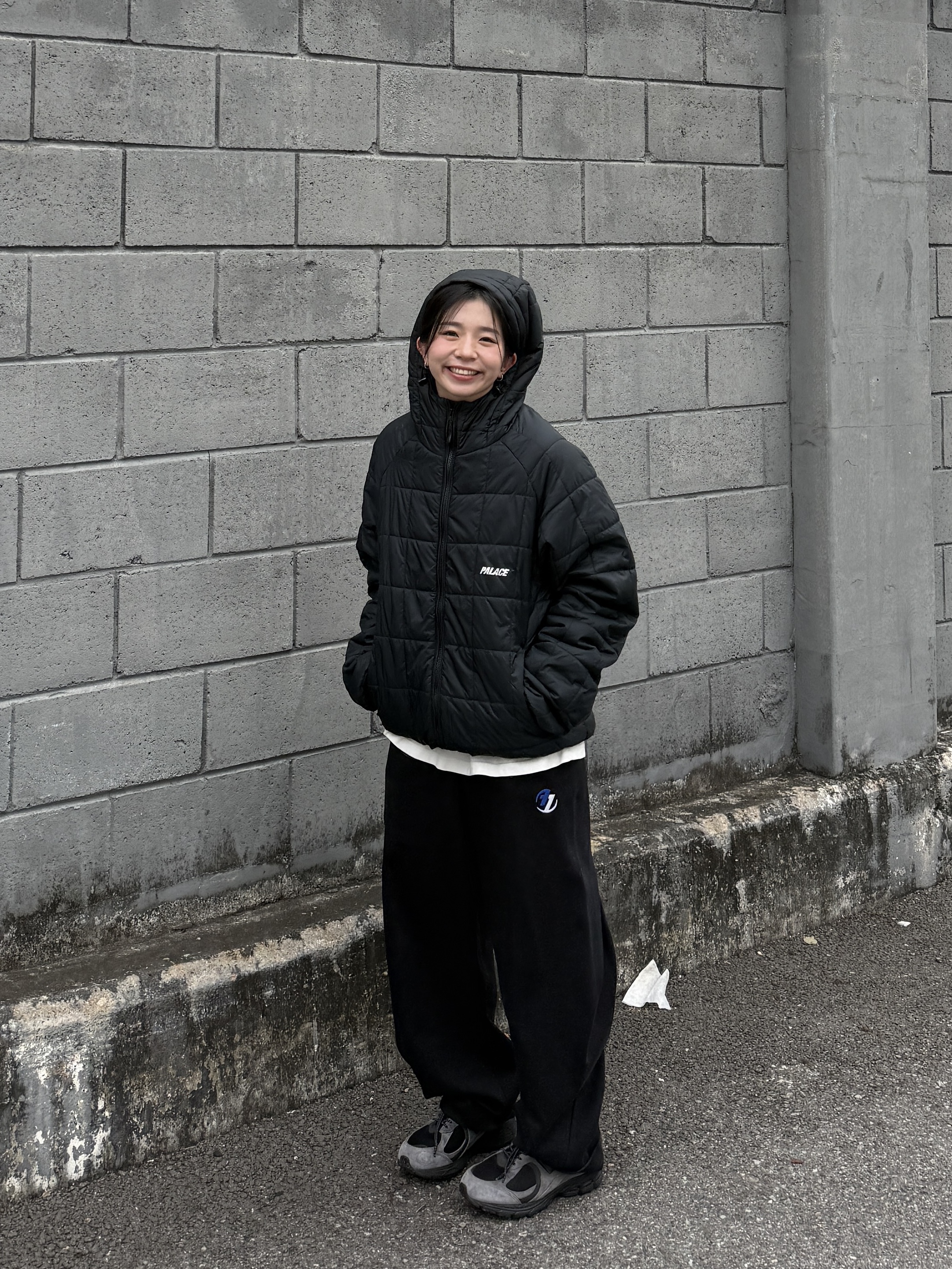 Palace Microlite Jacket Black - 24FW, Zara x Ader Error Jogger Pants Black 착용 스타일 - 3