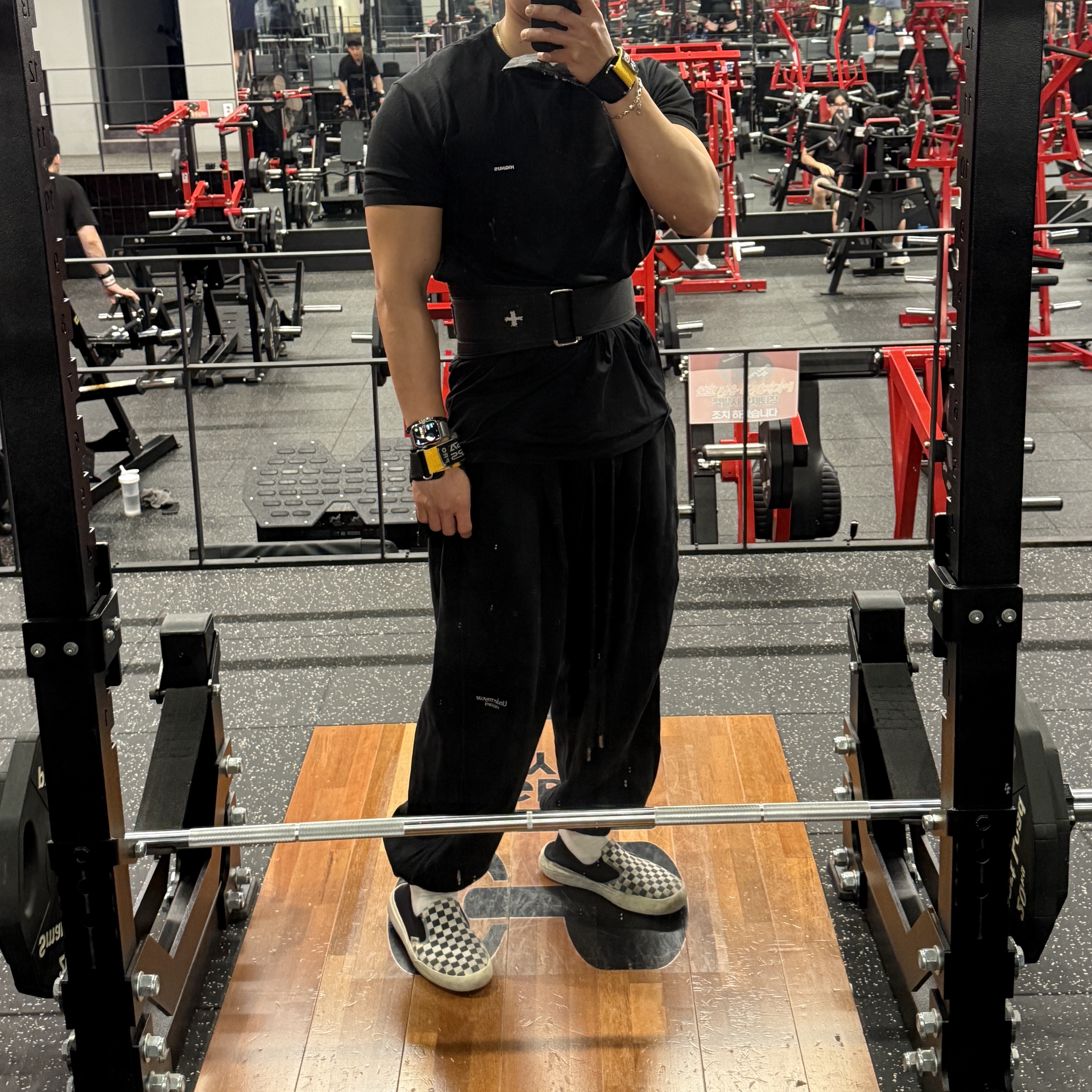 Undermycar Mu.03 Anti Fxxking Logo Play Oversized Sweat Jogger Black, Maison Mihara Yasuhiro Peterson OG Sole Canvas Low-top Sneakers Natural 착용 스타일 - 5