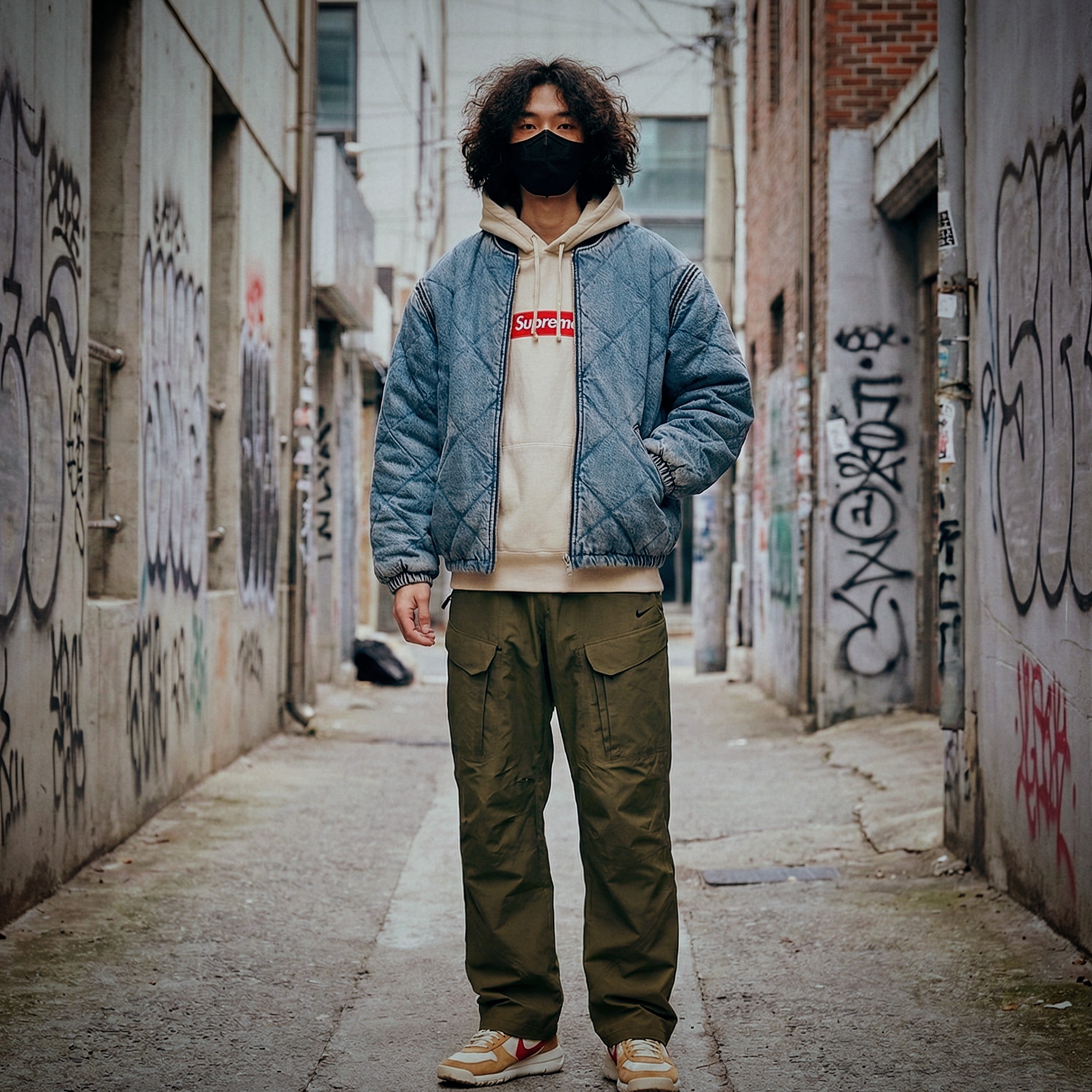 Supreme Zip Off Sleeve Quilted Bomber Jacket Denim - 25FW 착용 스타일