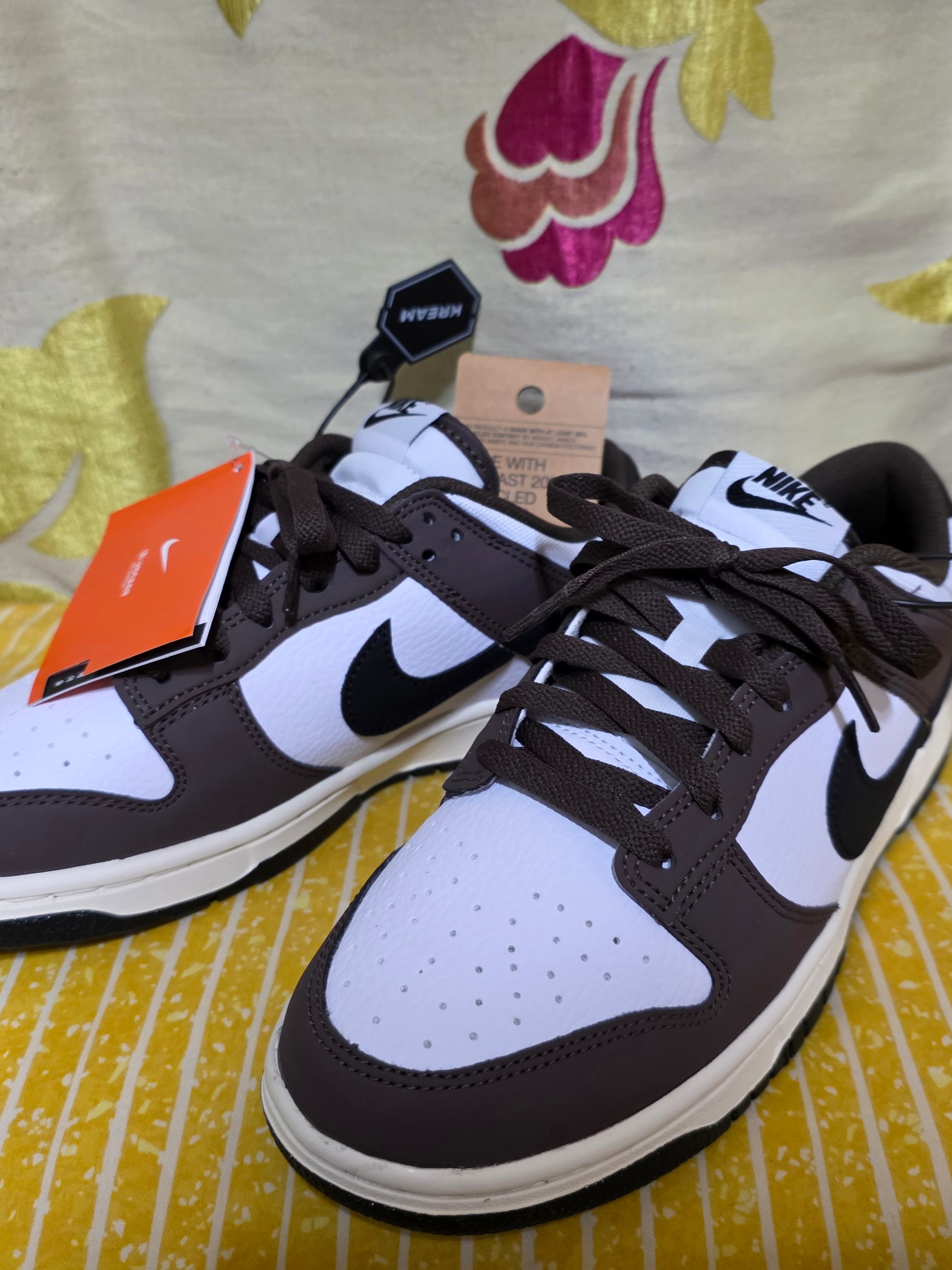 Nike Dunk Low Retro Next Nature Baroque Brown White 착용 스타일 - 1