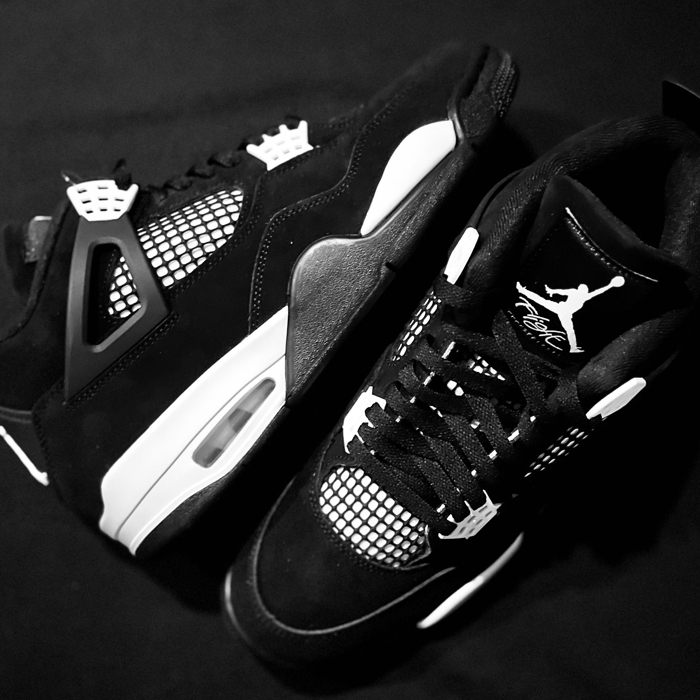 Jordan 4 Retro White Thunder 착용 스타일 - 1