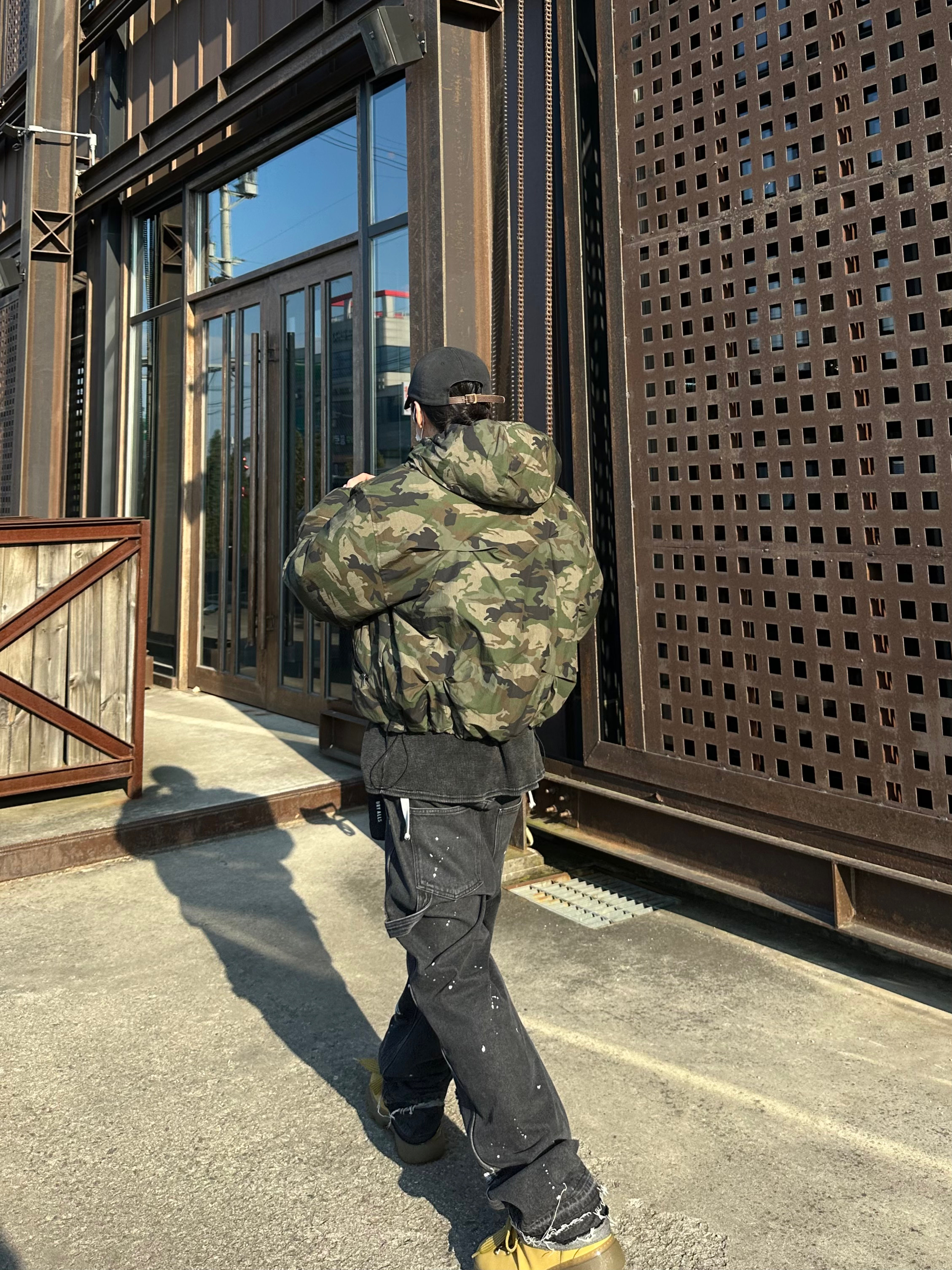 Wapworks Work Double Knee Carpenter Pants, ETCE Cross Destroyed Cap Black 착용 스타일 - 1