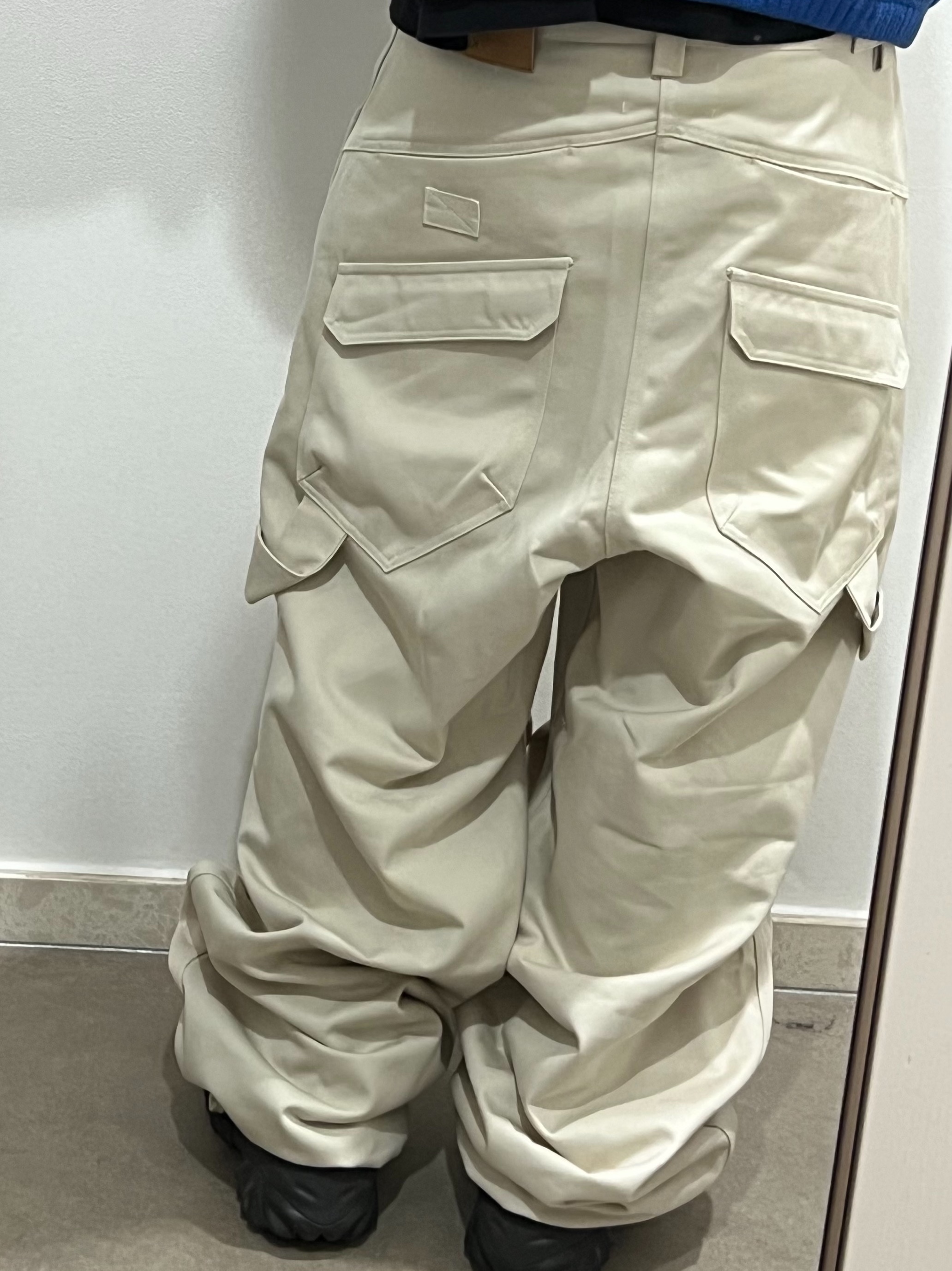 Kamien 247 All day Baggy Pants Light Beige, Nonnod Half Zip Fleece Blue 착용 스타일 - 4