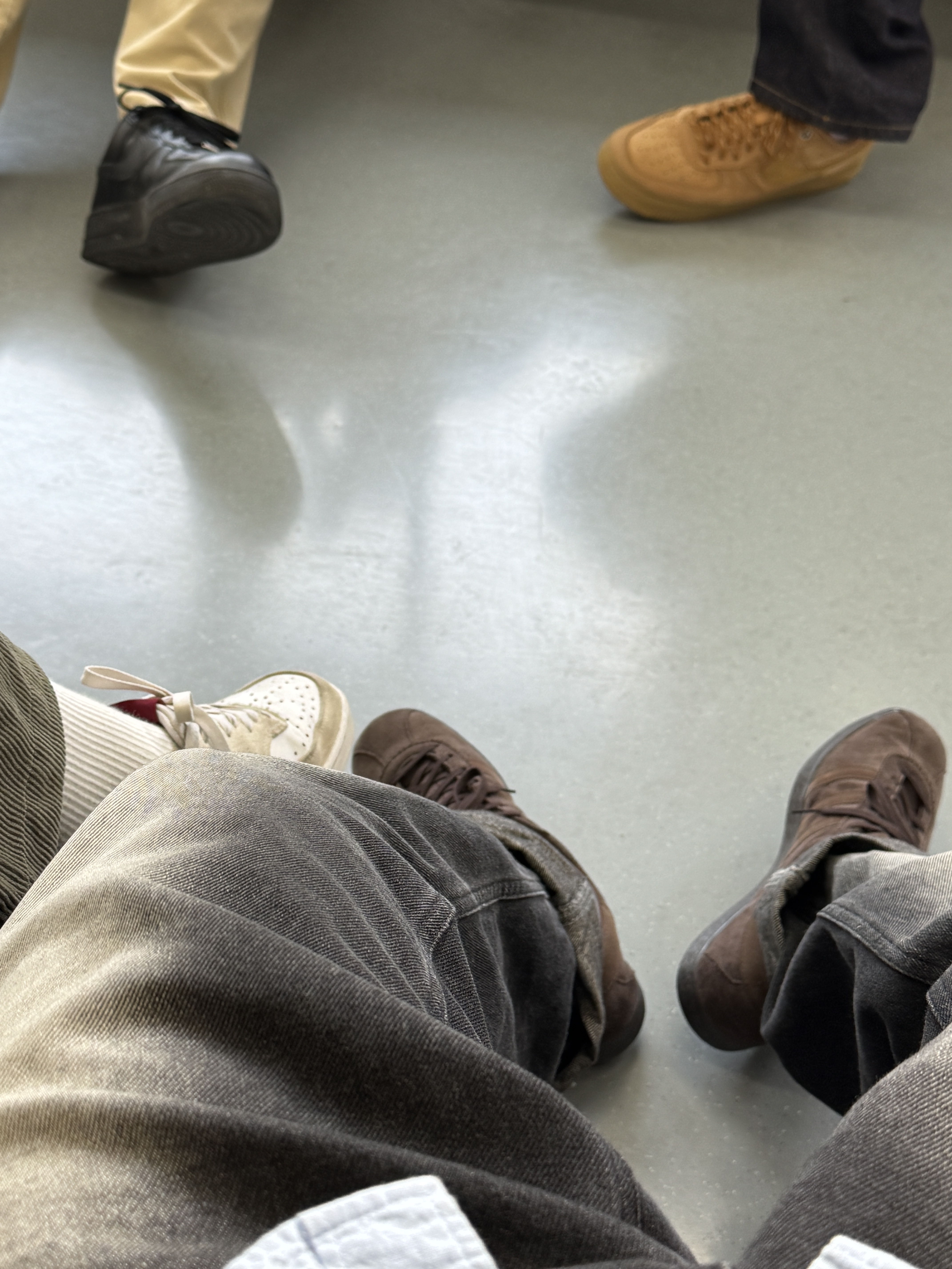 Adidas Tobacco Gruen Dark Brown 착용 스타일 - 3