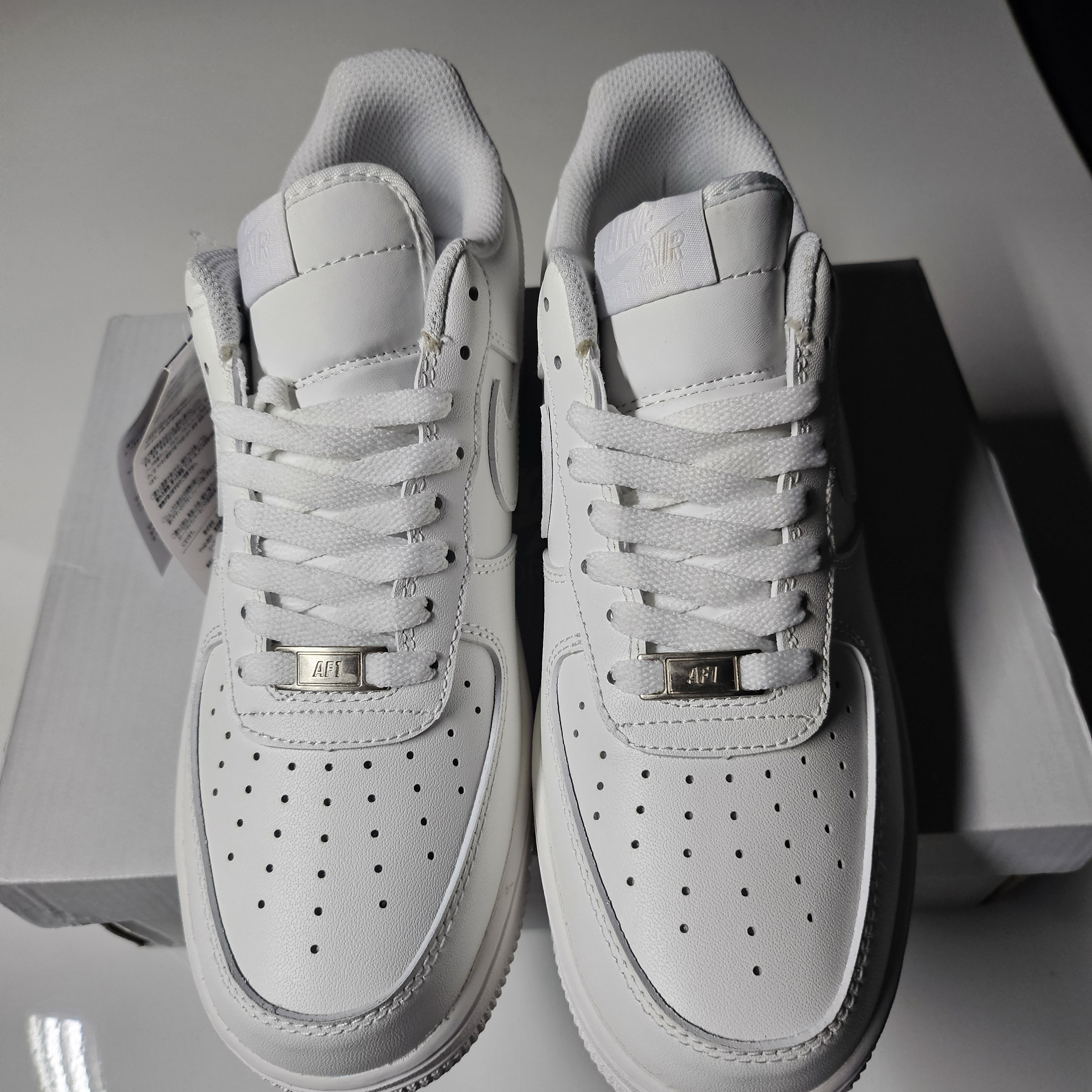 Nike Air Force 1 '07 Low White 착용 스타일