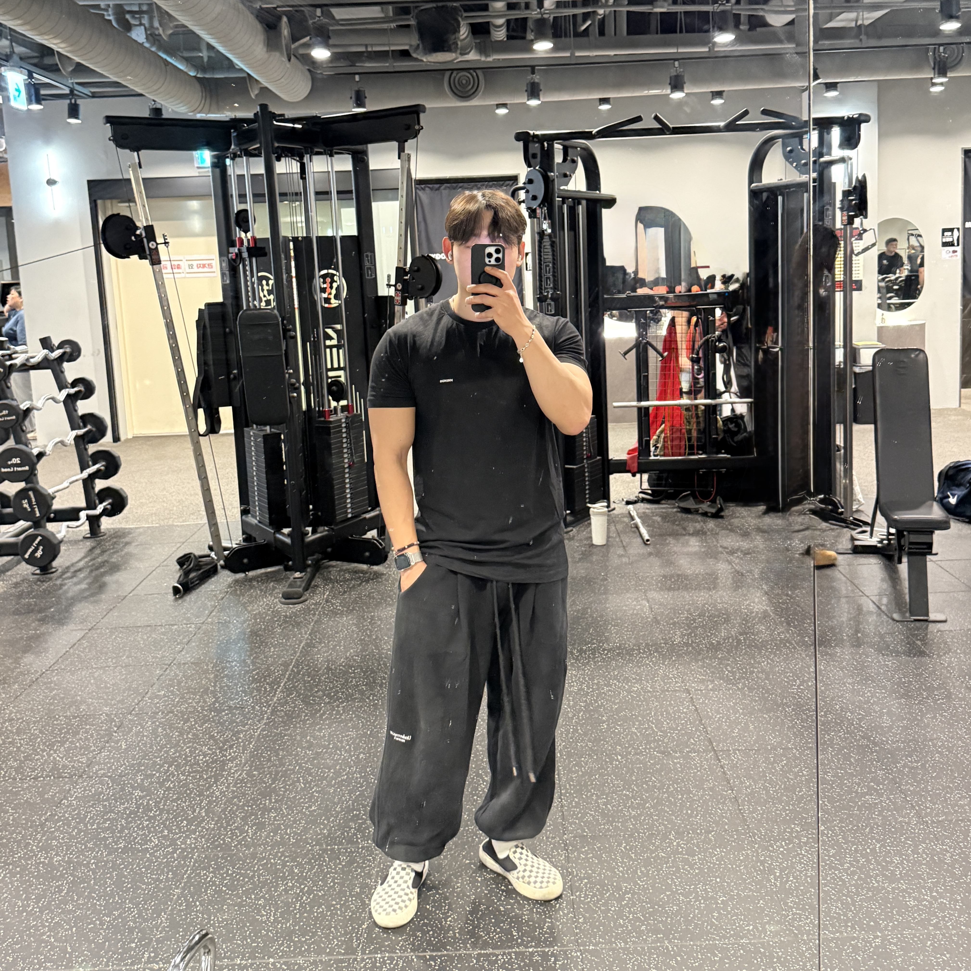 Undermycar Mu.03 Anti Fxxking Logo Play Oversized Sweat Jogger Black, Maison Mihara Yasuhiro Peterson OG Sole Canvas Low-top Sneakers Natural 착용 스타일 - 6