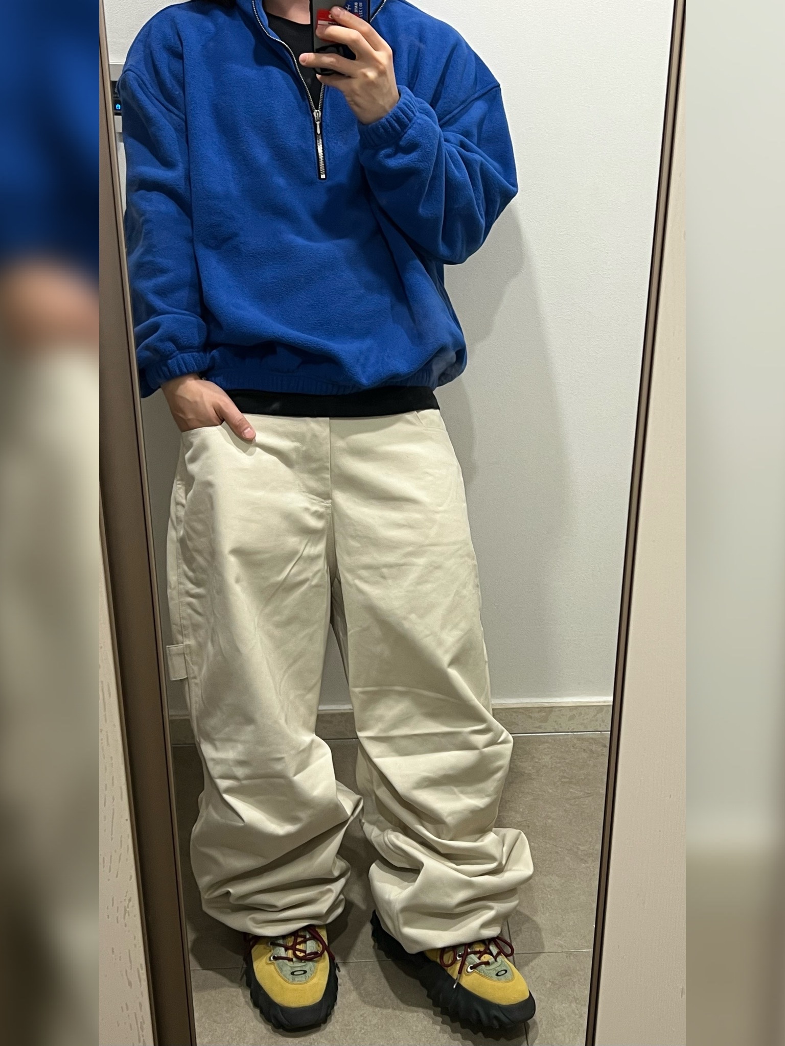 Kamien 247 All day Baggy Pants Light Beige, Nonnod Half Zip Fleece Blue 착용 스타일 - 2