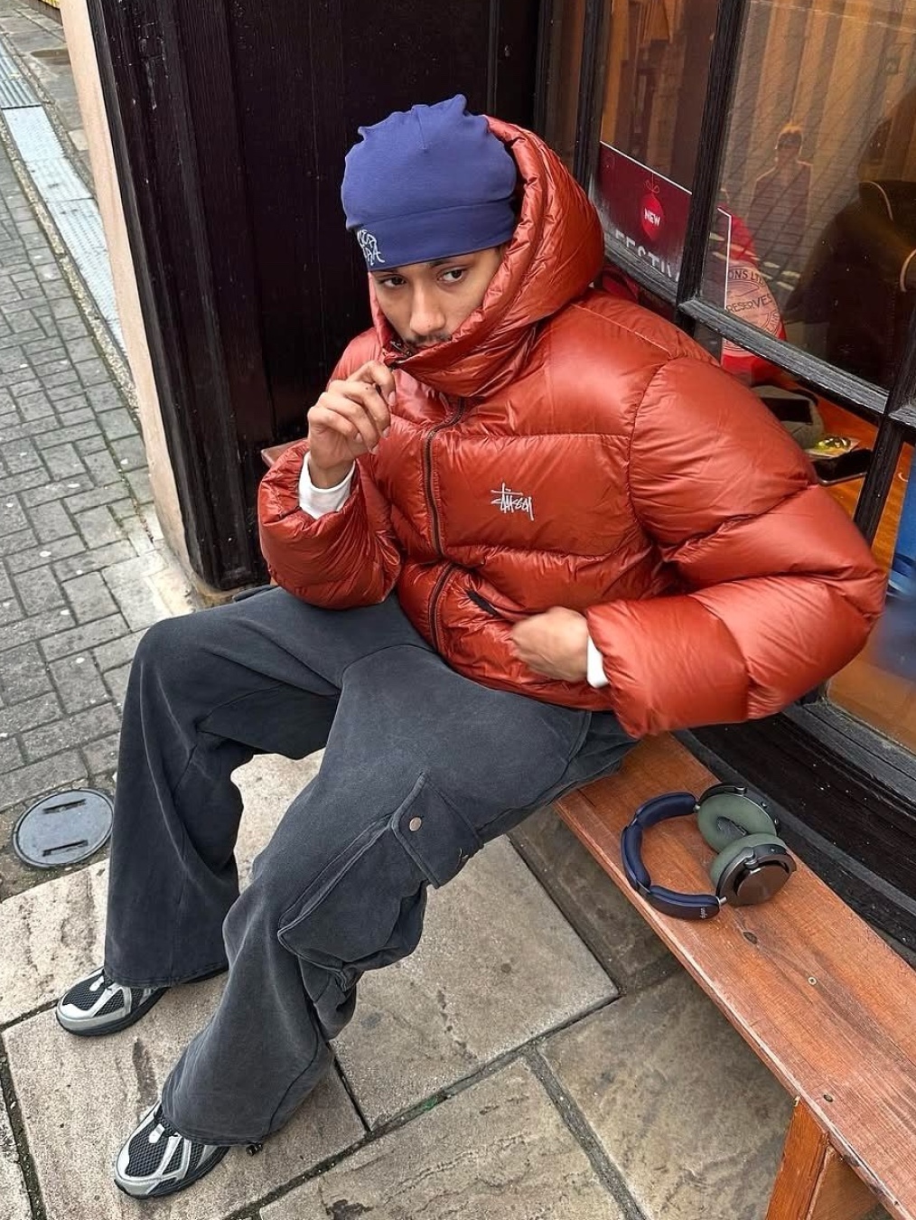 Thisisneverthat Ultralight Down Jacket Blue, Stussy Midweight Puffer Black 착용 스타일 - 5