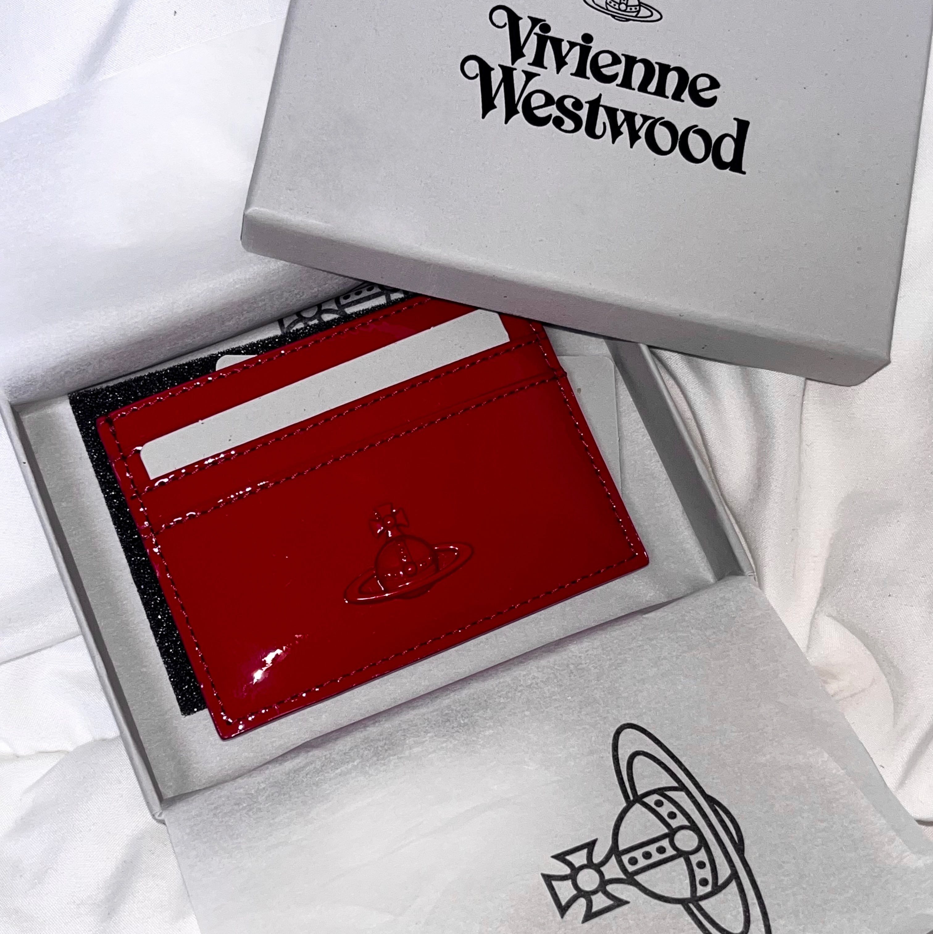 Vivienne Westwood Shiny Patent Card Holder Red 착용 스타일 - 1