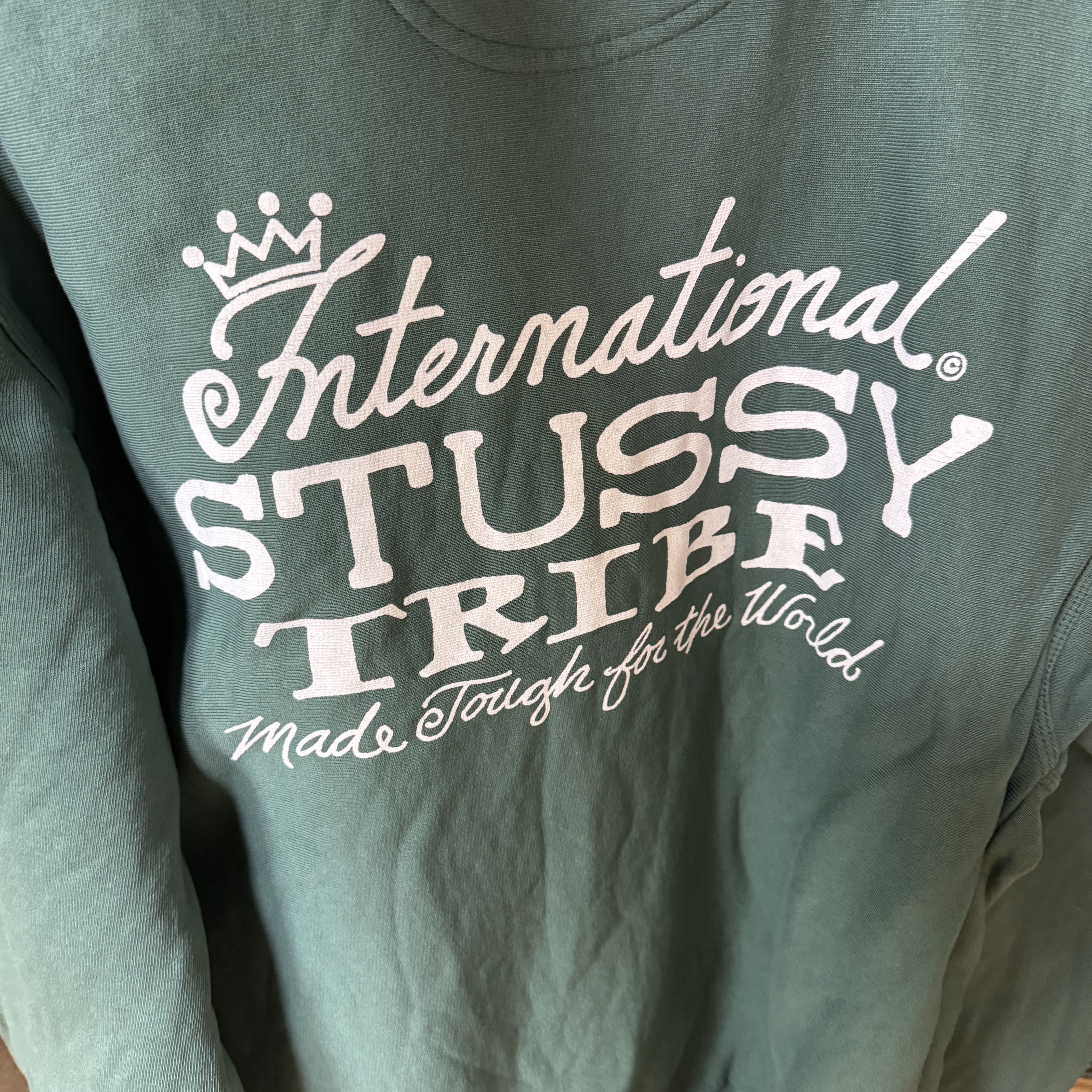 Stussy Ist Pigment Dyed Crew Forest 착용 스타일