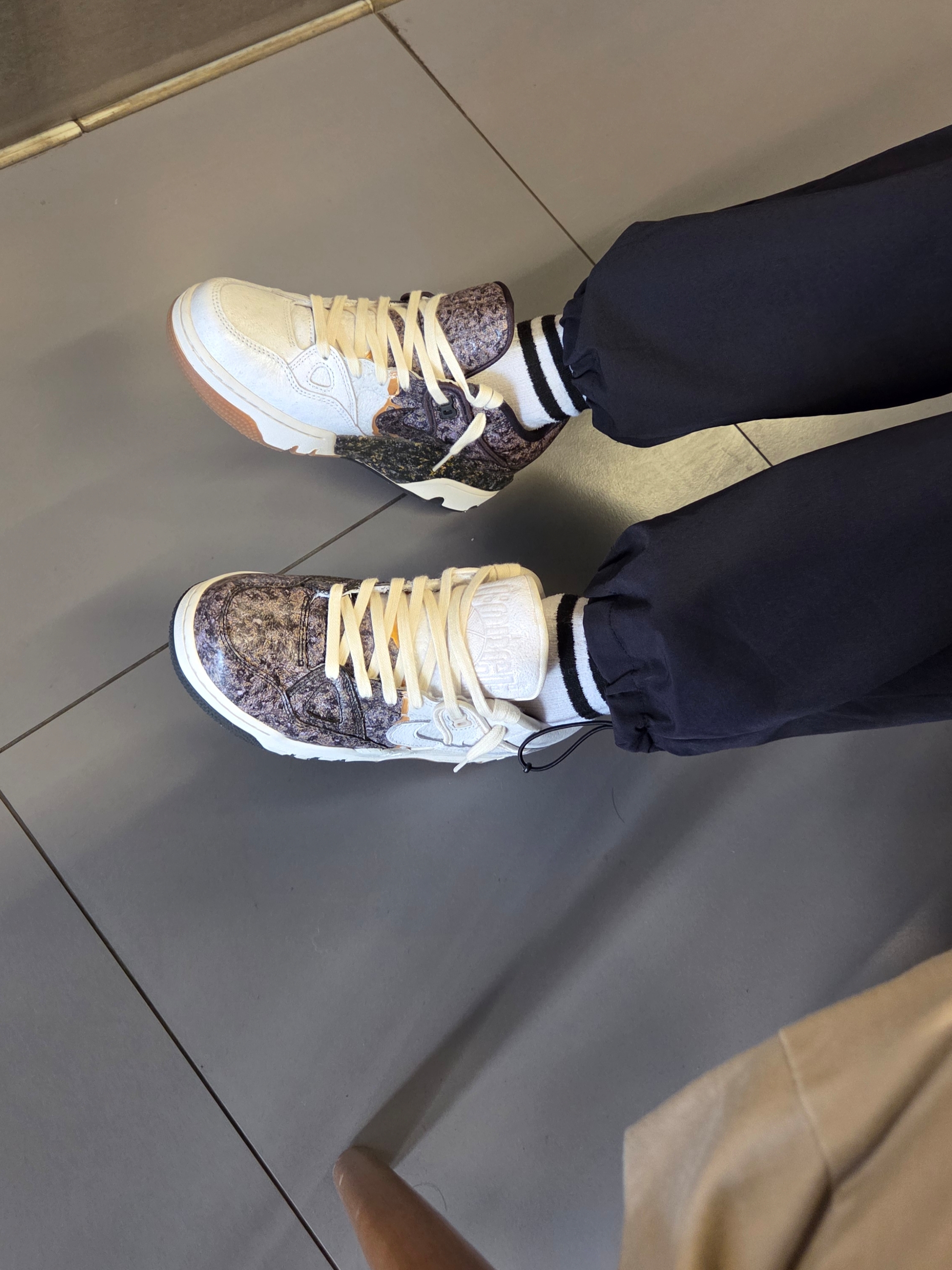 Nike x Nigo Air Force 3 Low Phantom and Night Stadium 착용 스타일